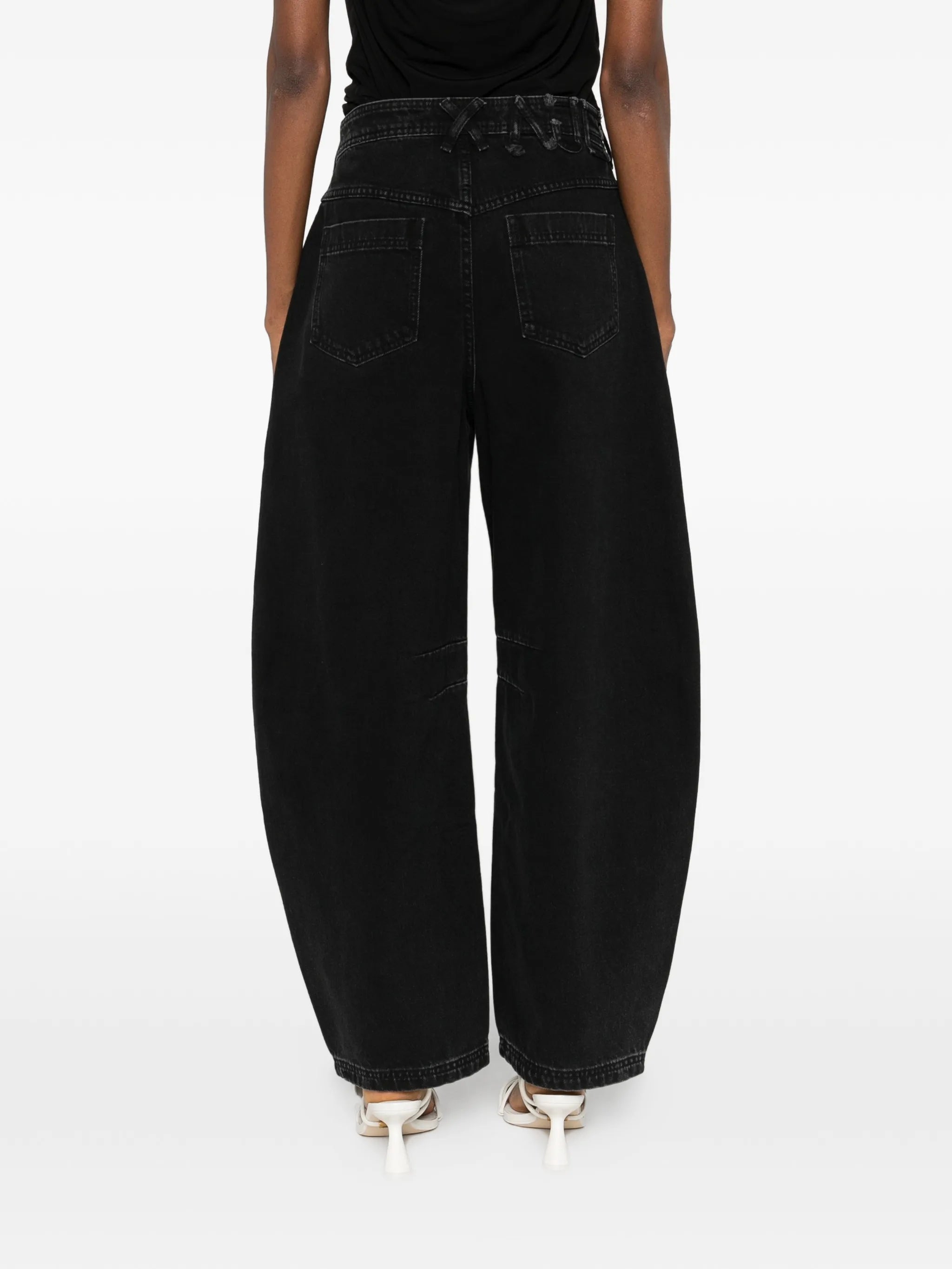 Remy barrel jeans
