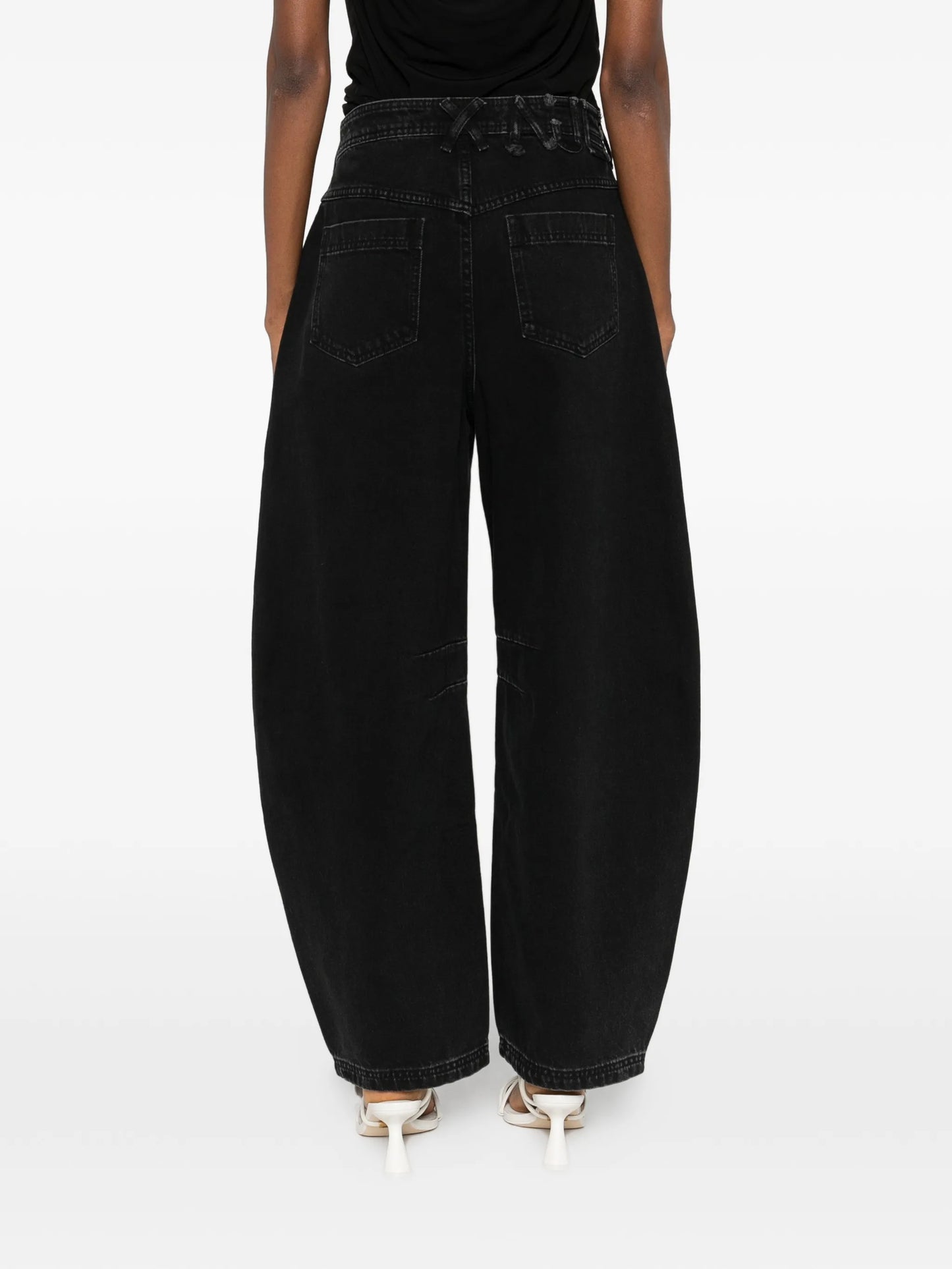 Remy barrel jeans