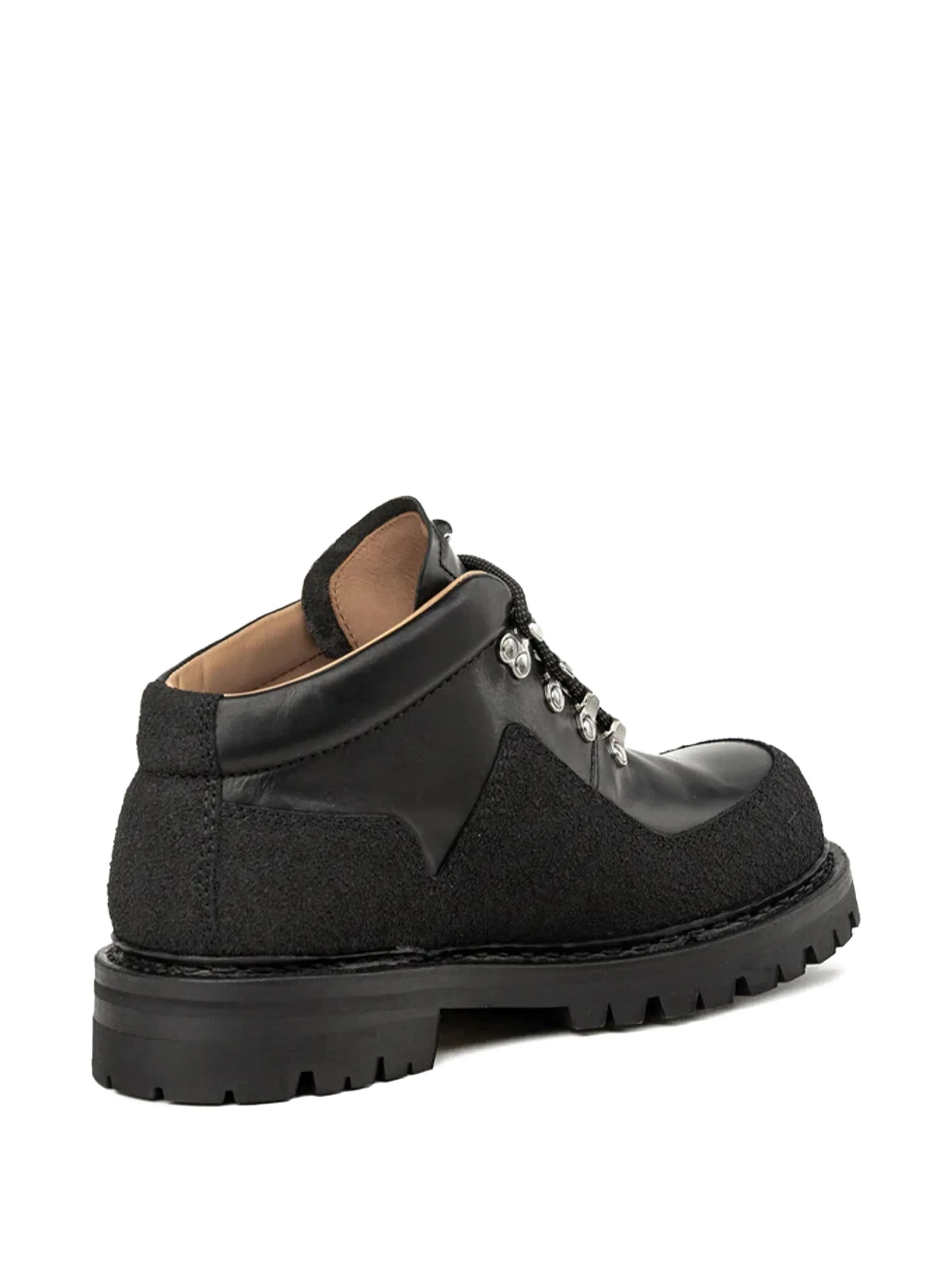 Quest boots