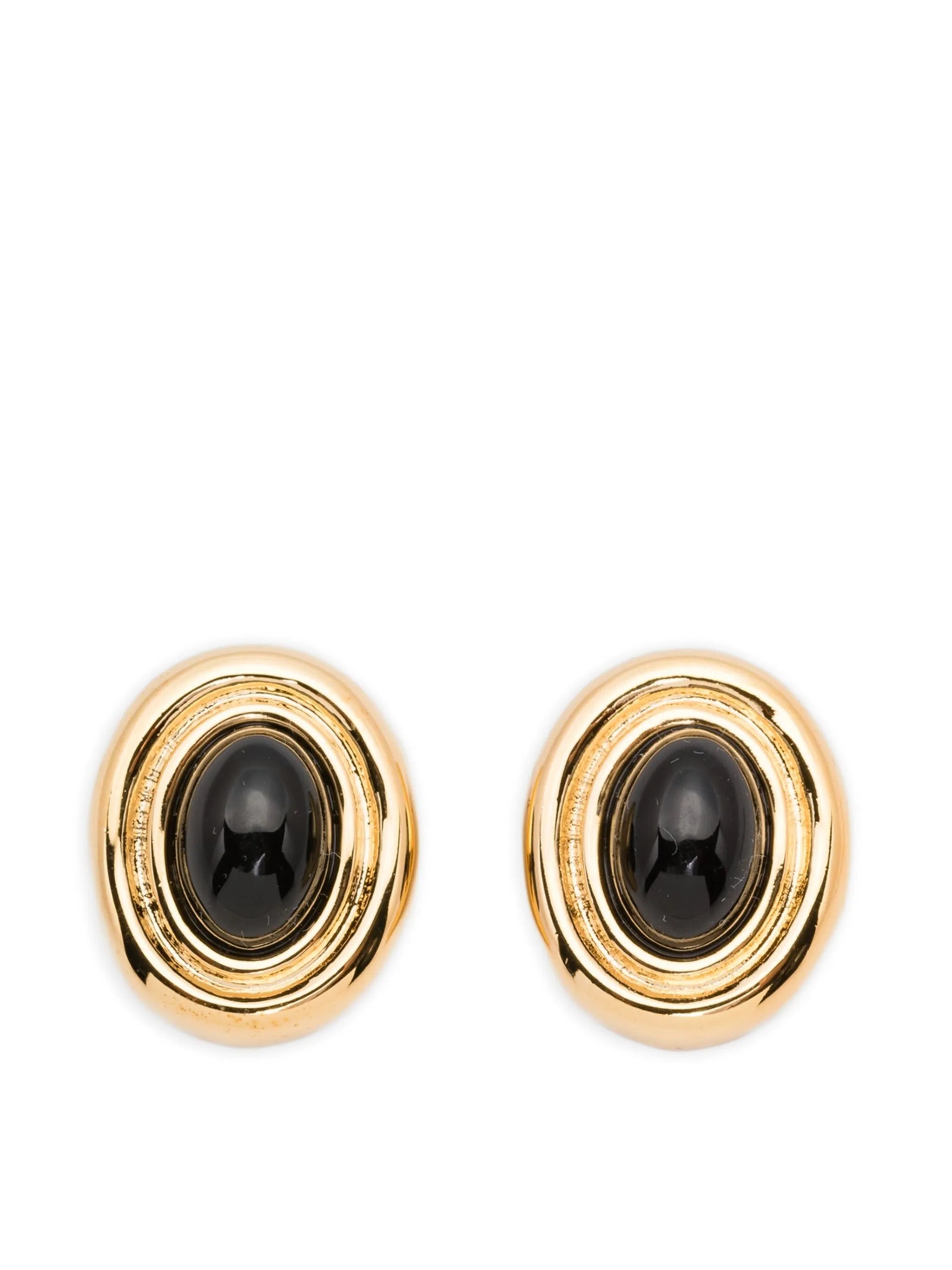 Prize earrings
