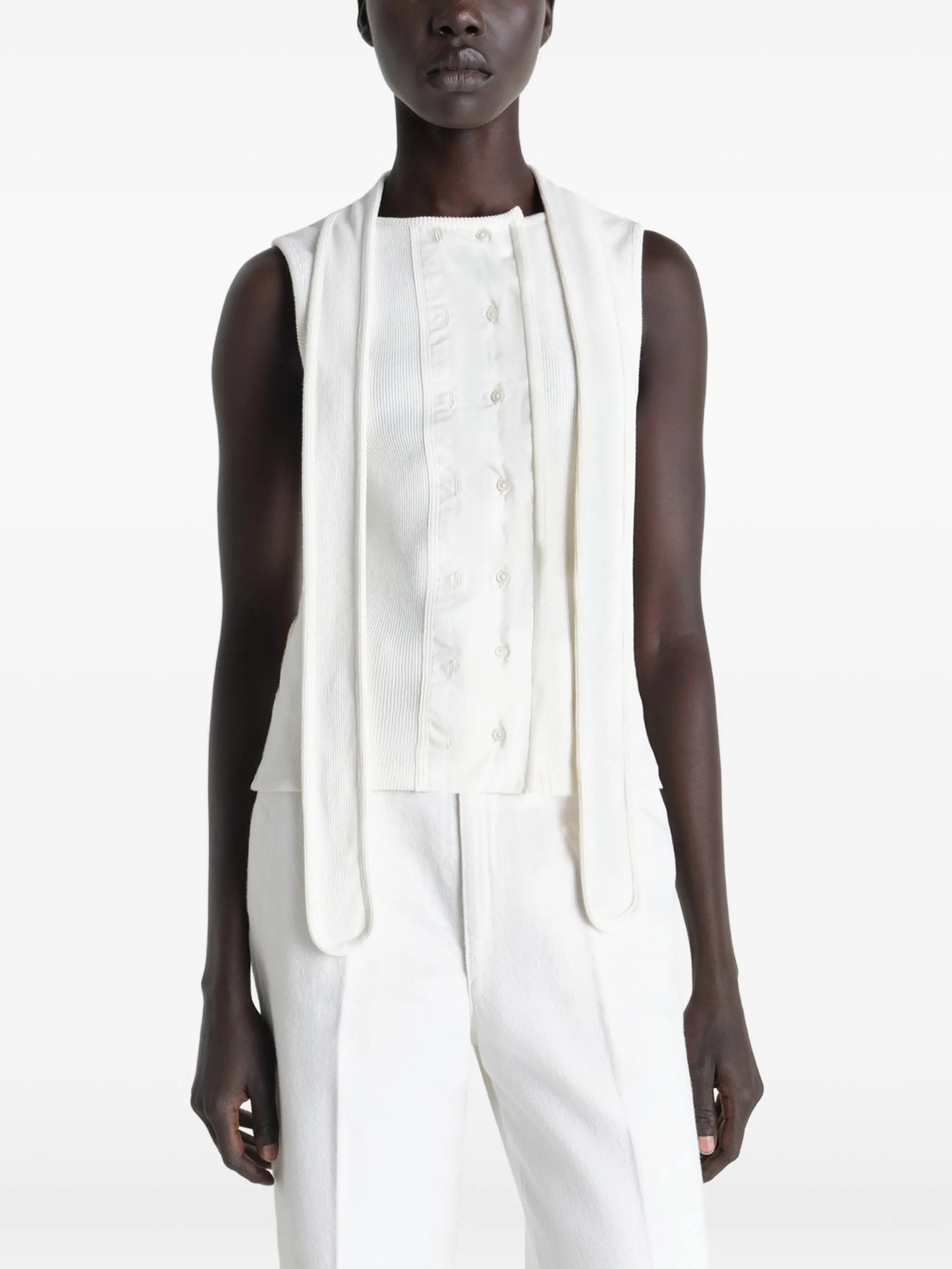 sleeveless top