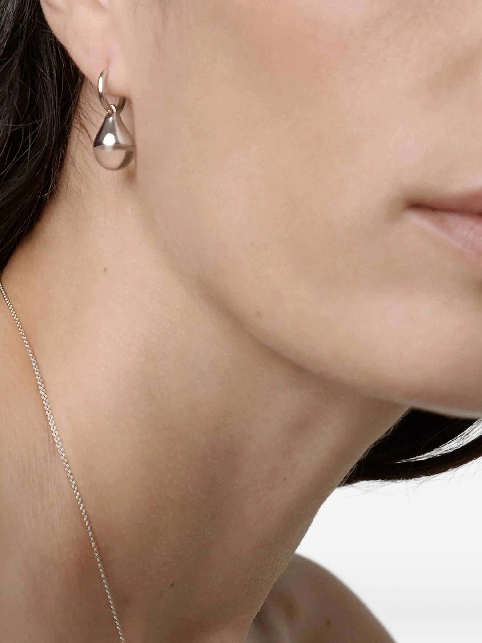 stilla quartz earrings
