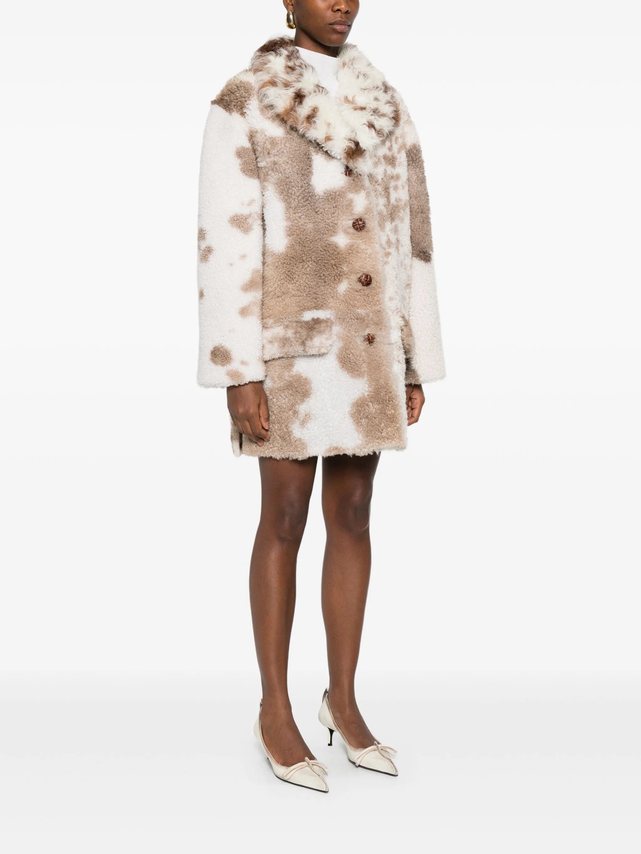 sheepskin flap-pockets coat