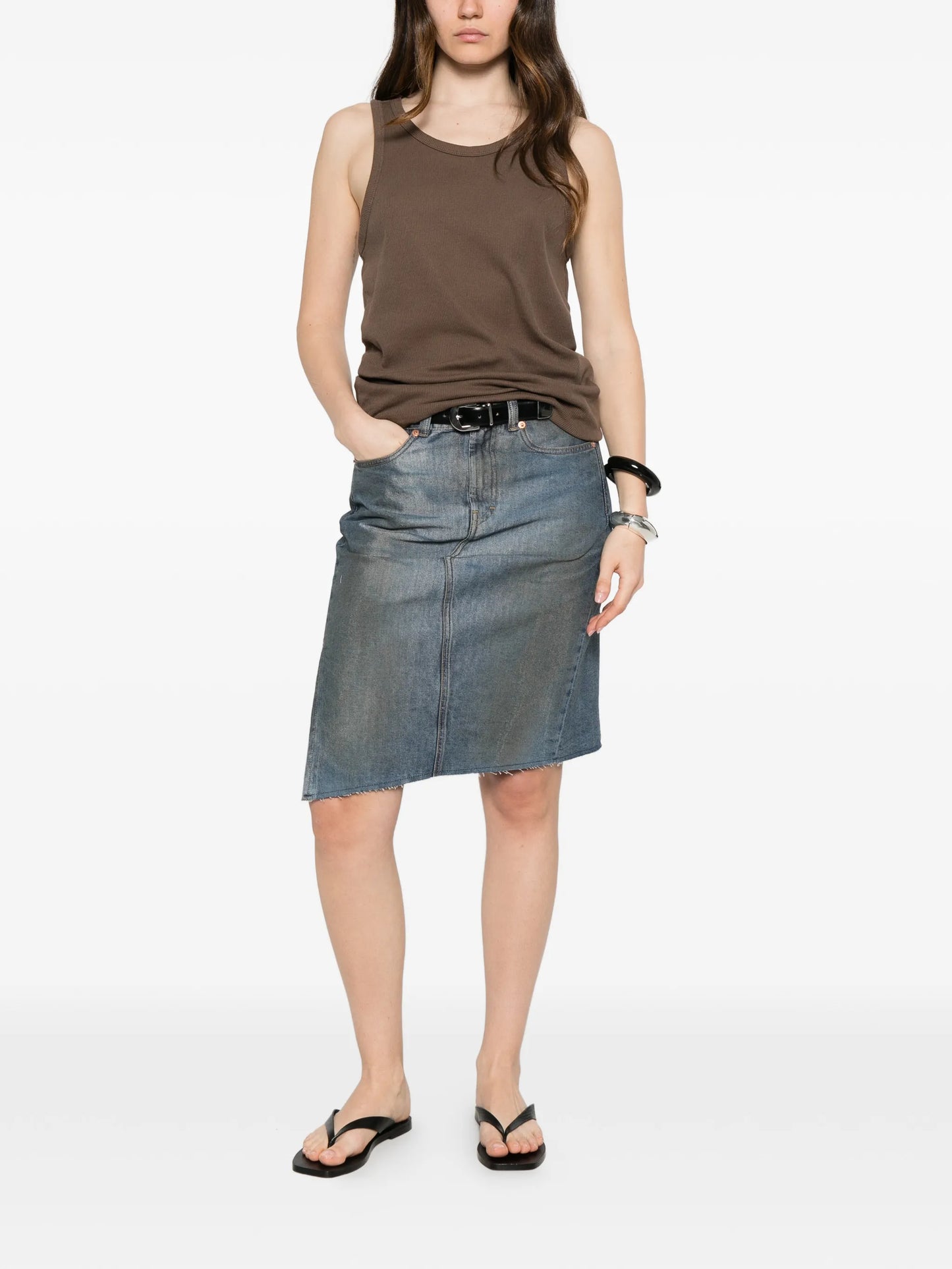Craft asymmetric skirt
