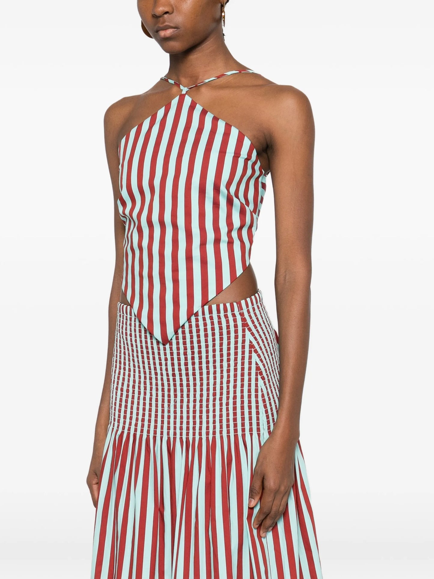 tie-detail top