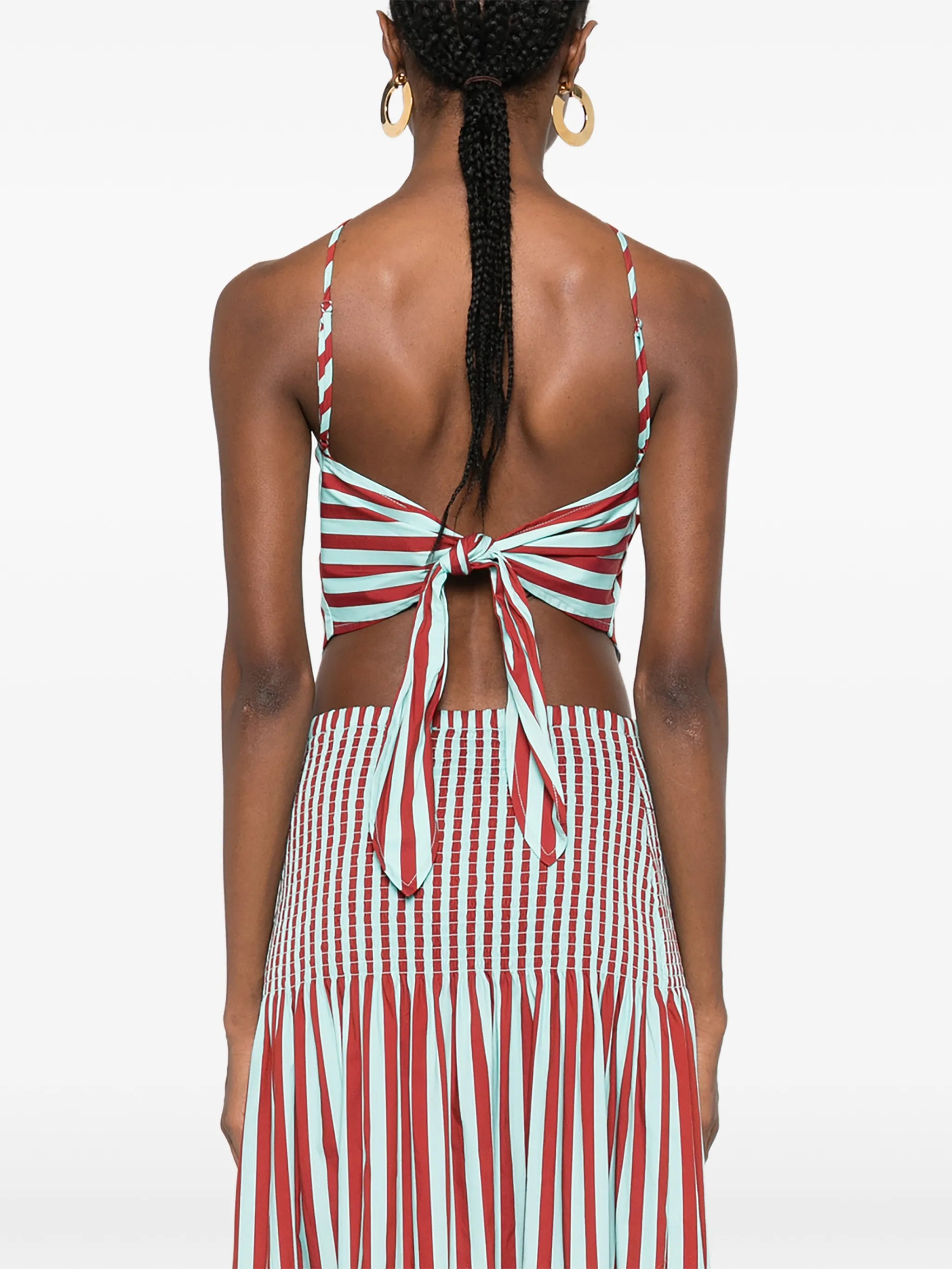 tie-detail top