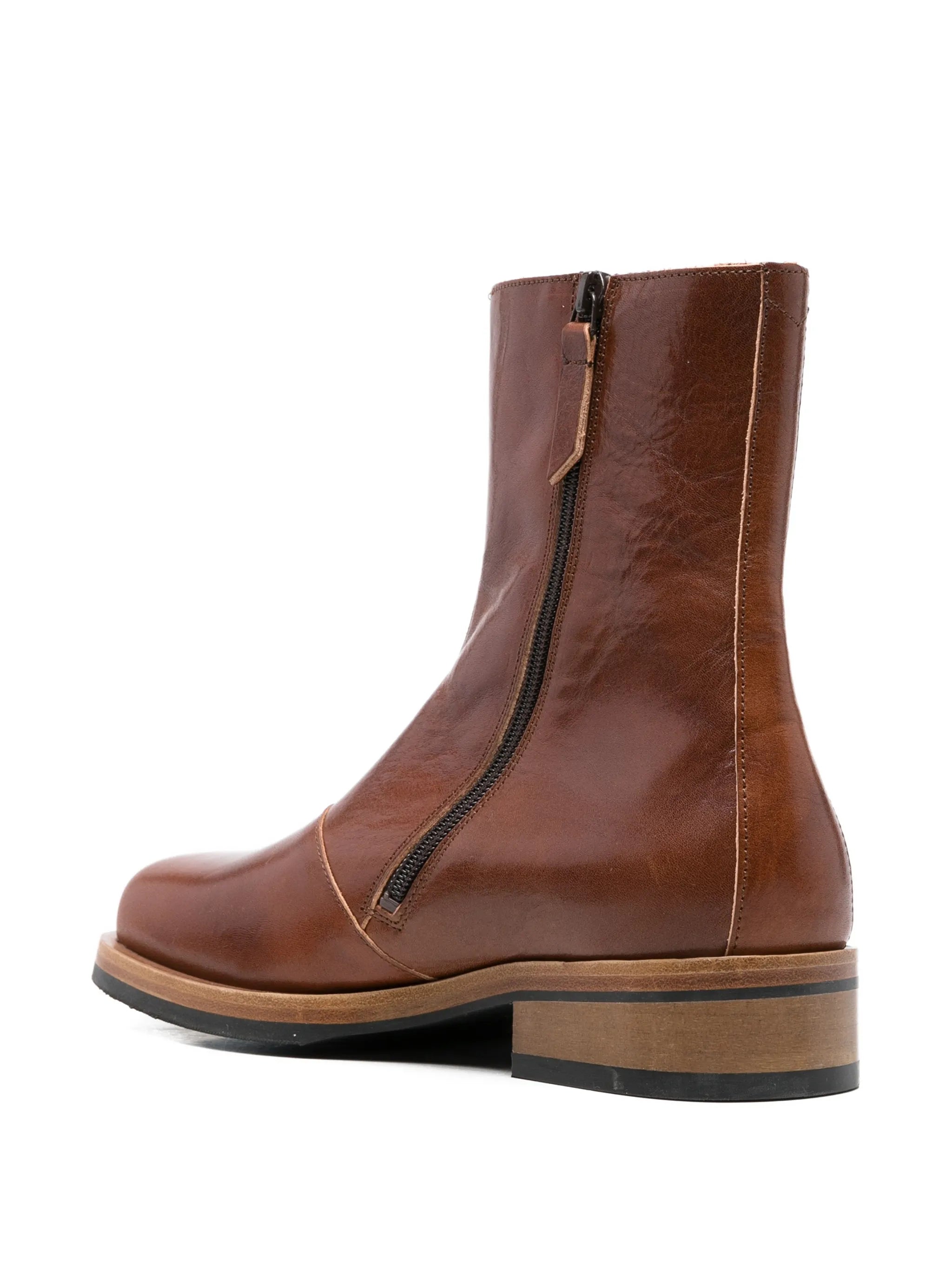 Camion leather ankle boots