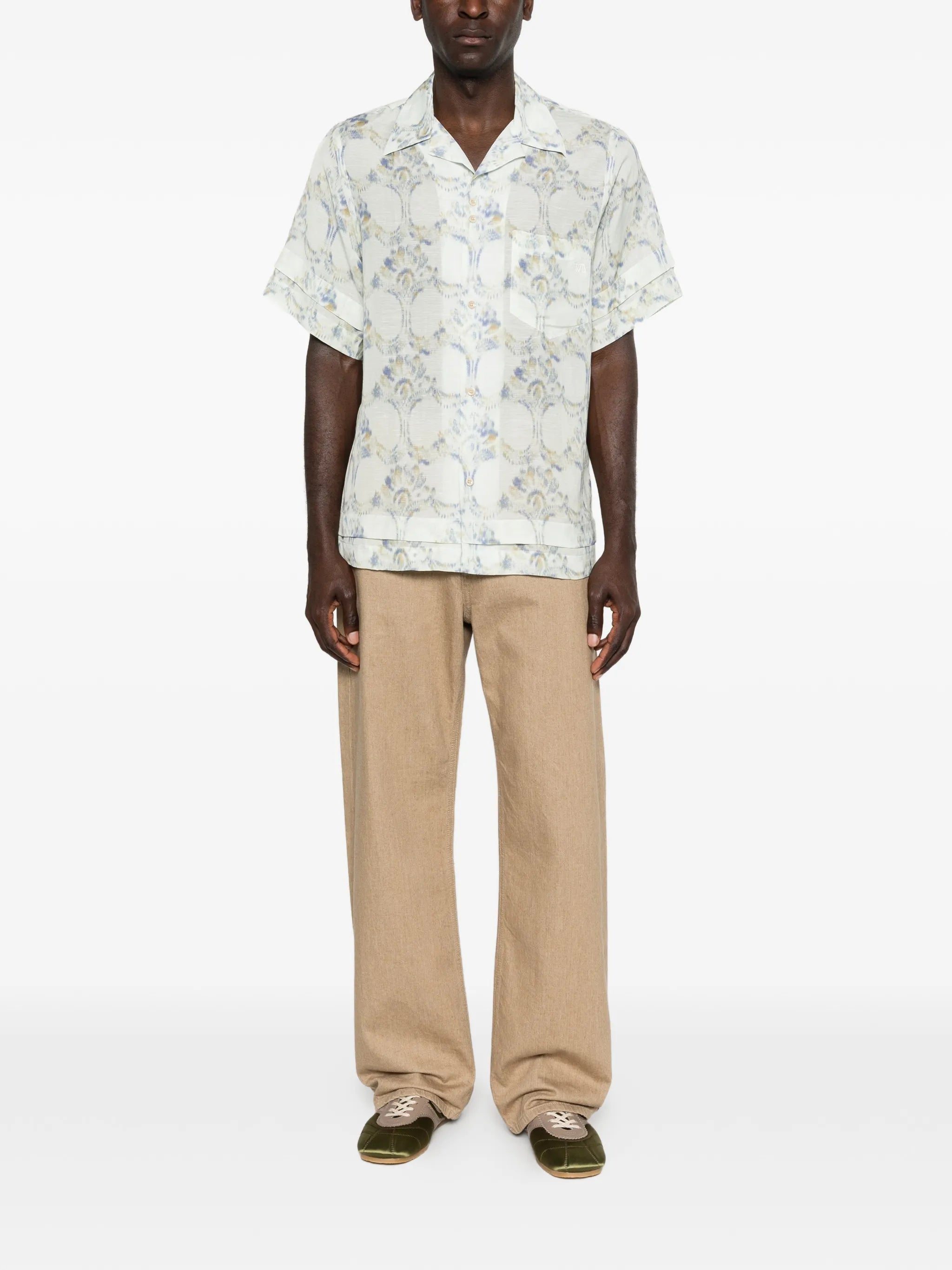 short-sleeves shirt