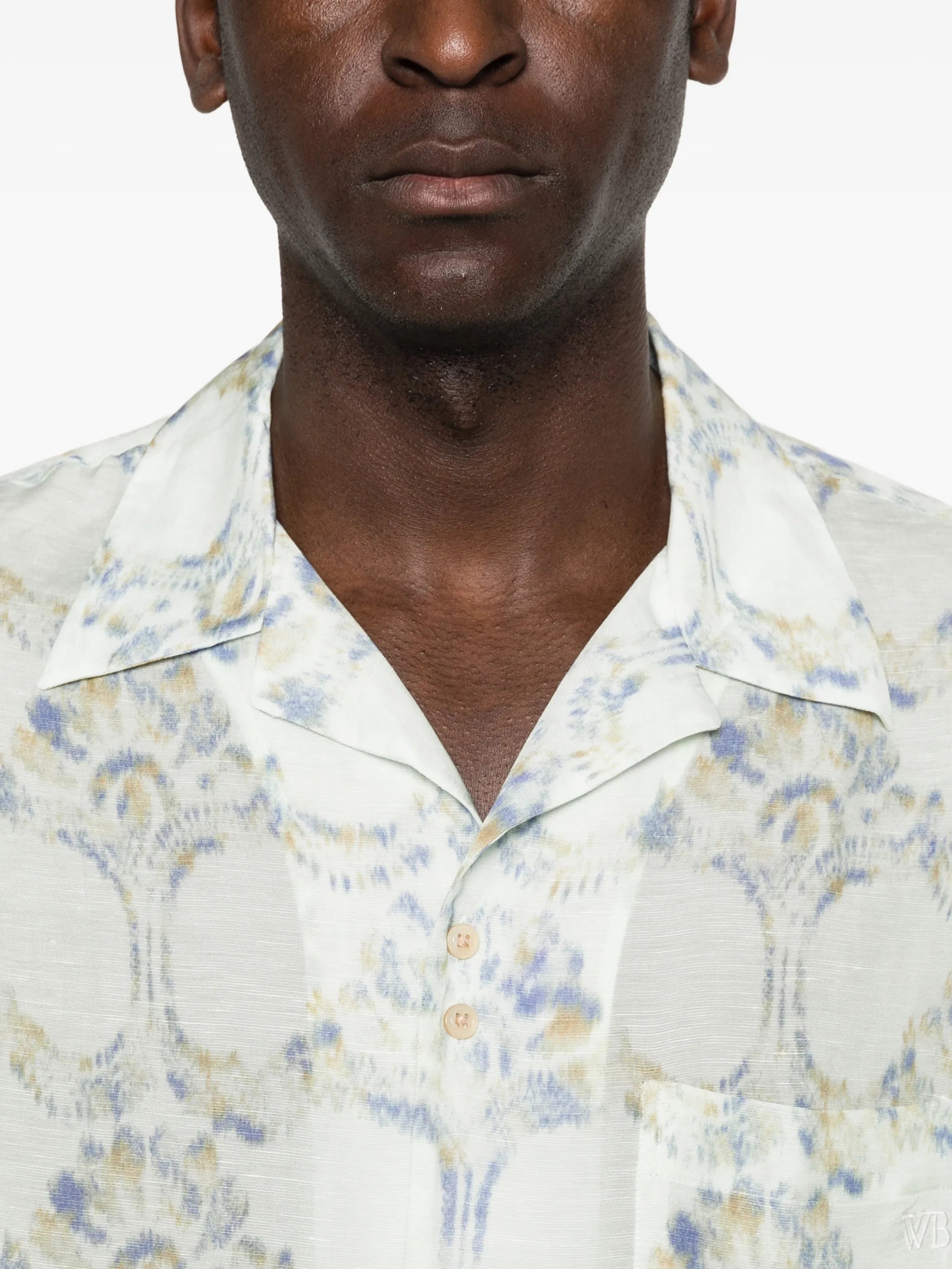 short-sleeves shirt
