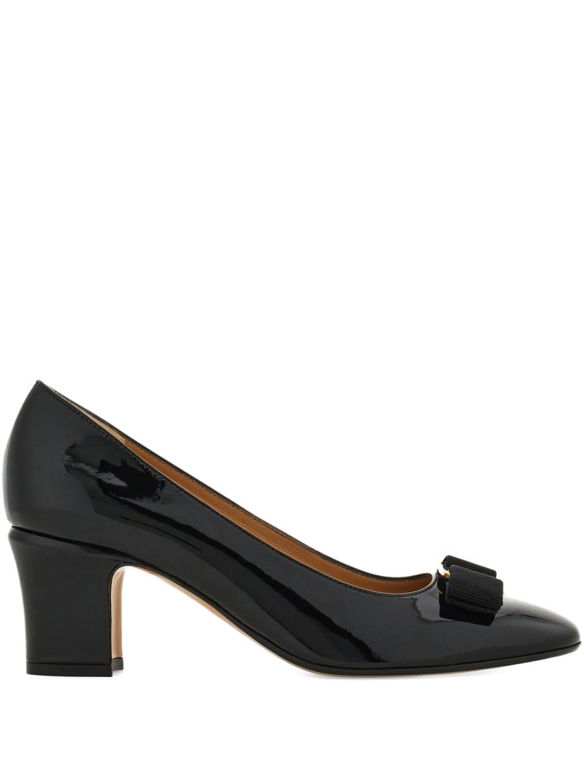 Vara bow-detail pumps