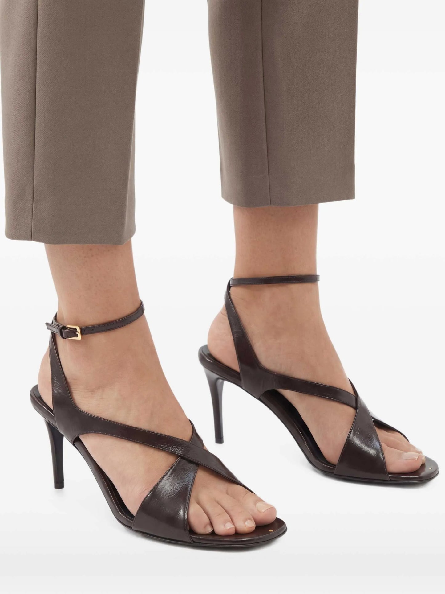 Liria ankle strap sandals