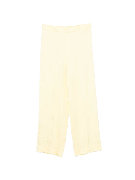 fit trousers