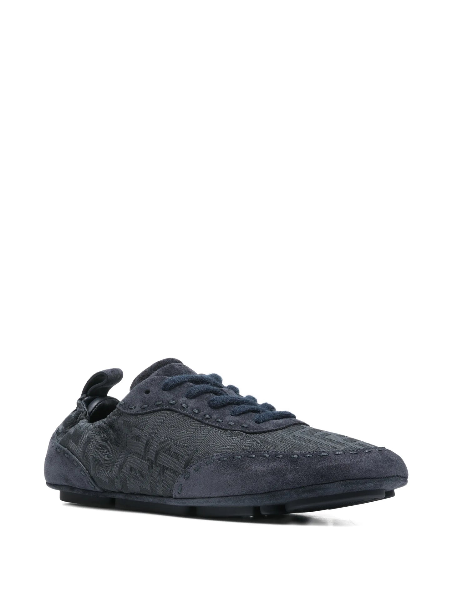 Fit sneakers