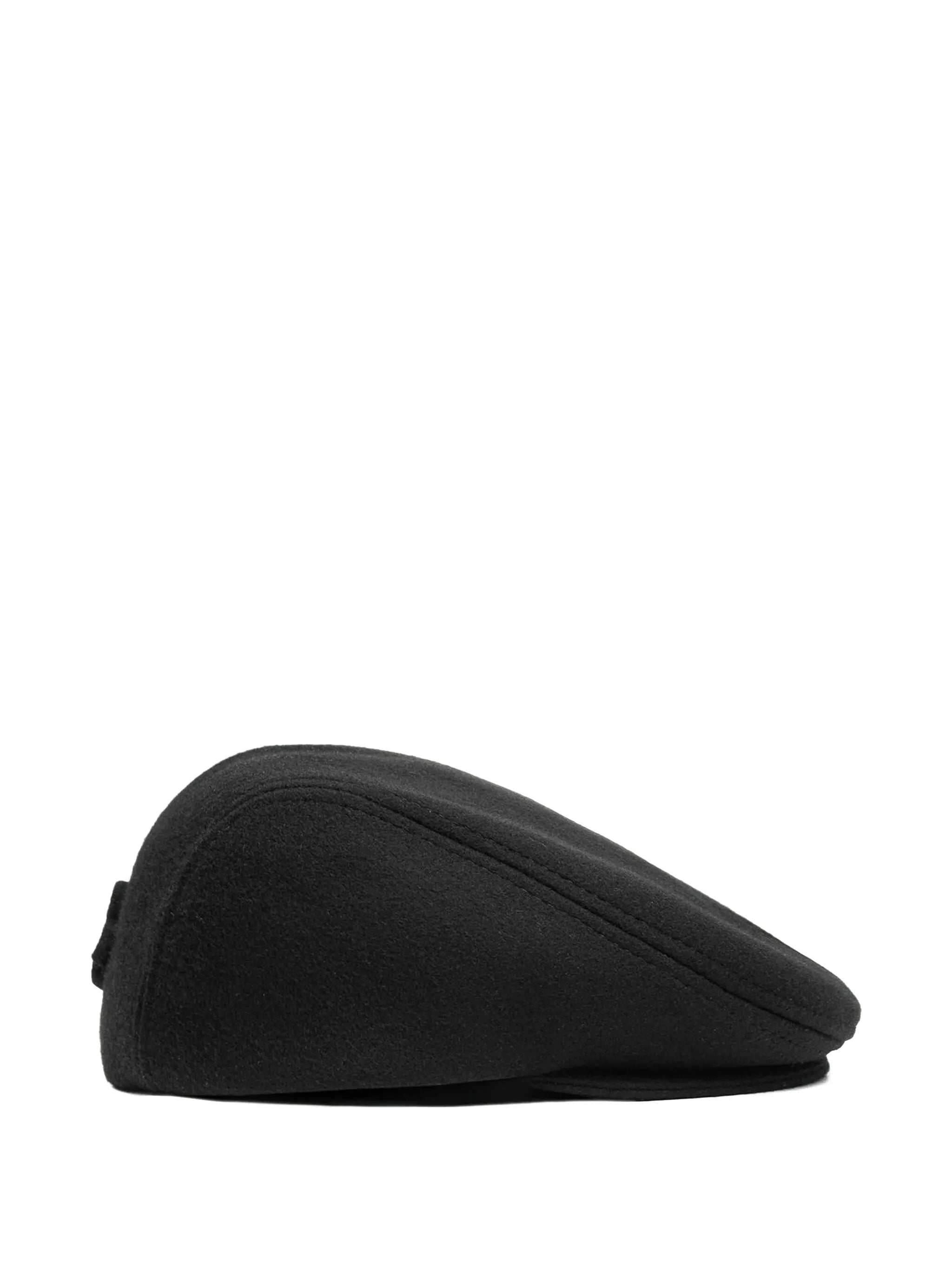 monogram-embellished Ivy cap