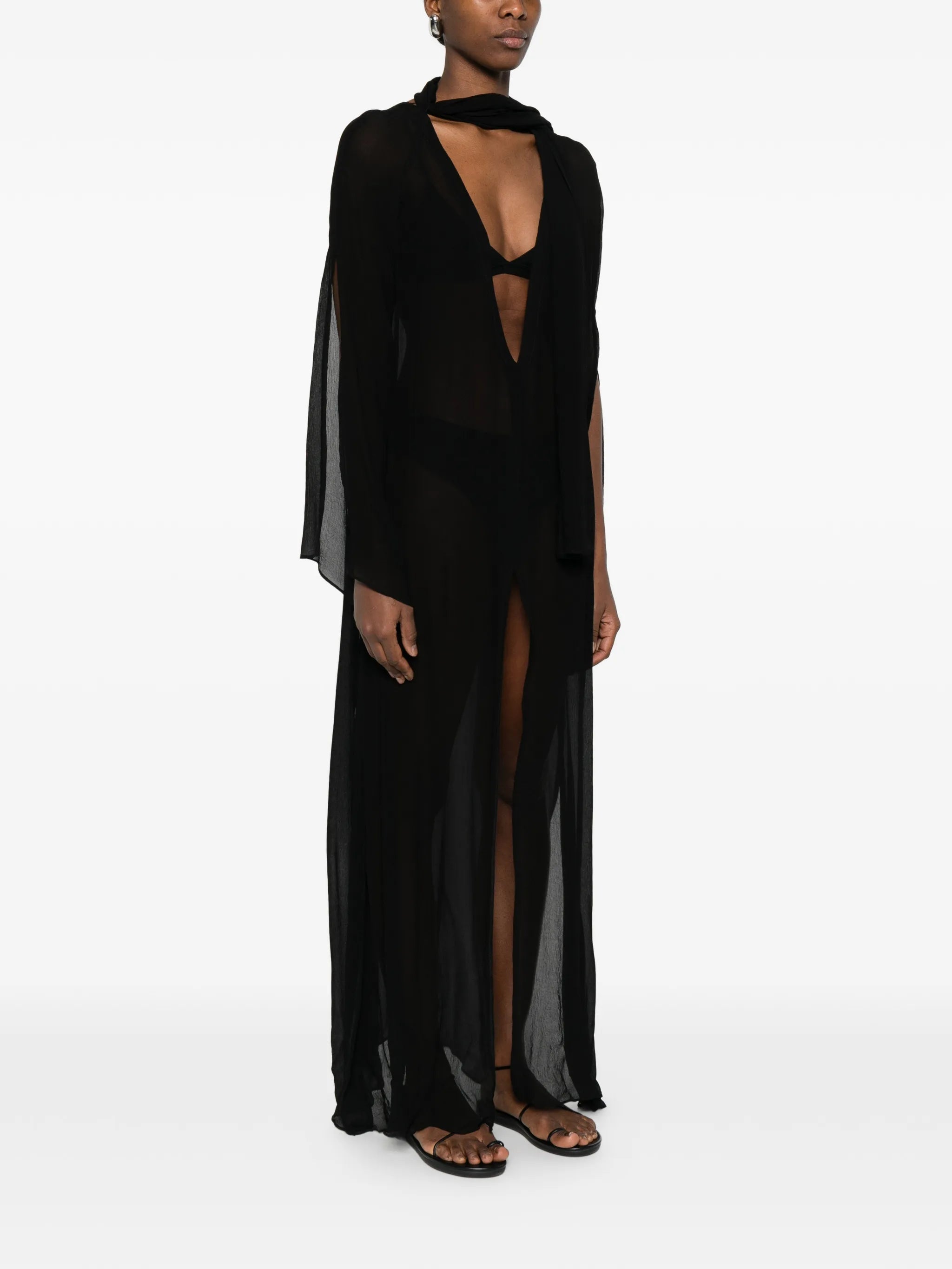 Avira V-neck maxi dress