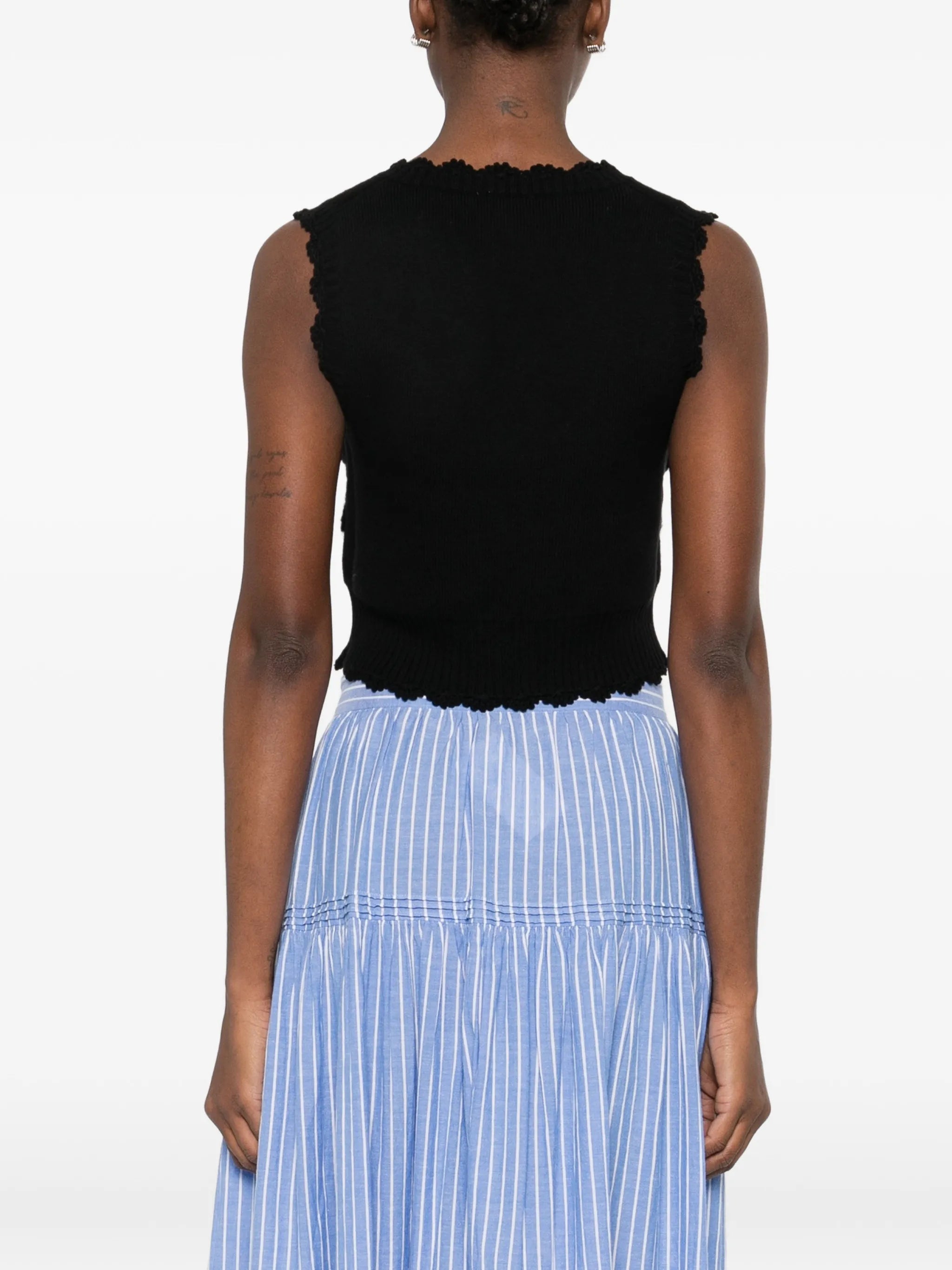 sleeveless vest