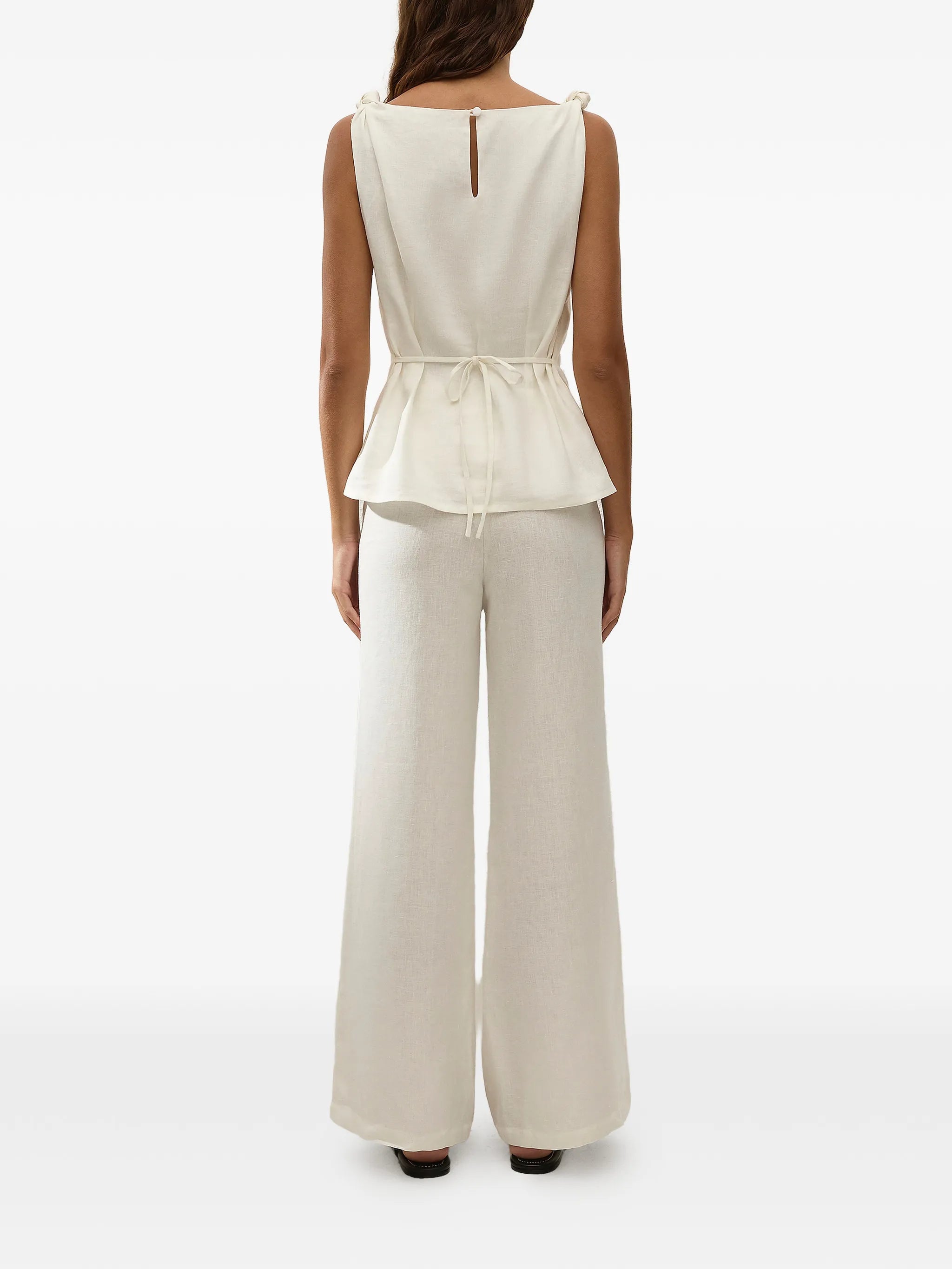 Flor knot-detail top