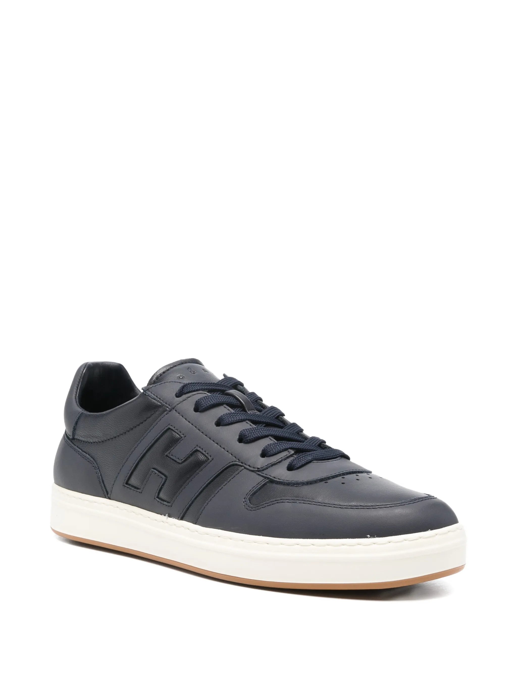 H668 sneakers