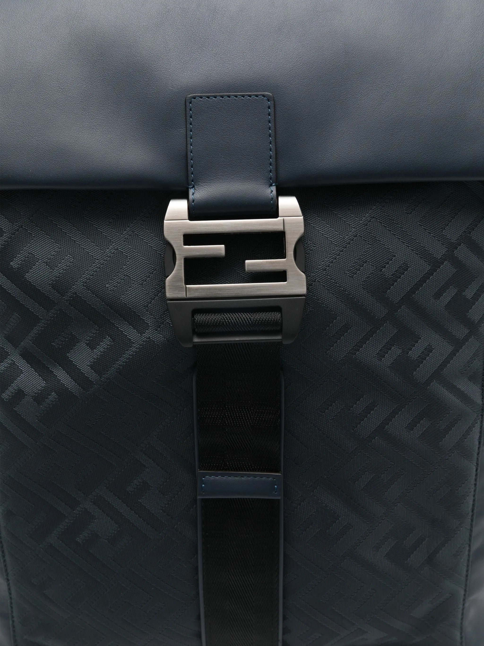 Flux backpack