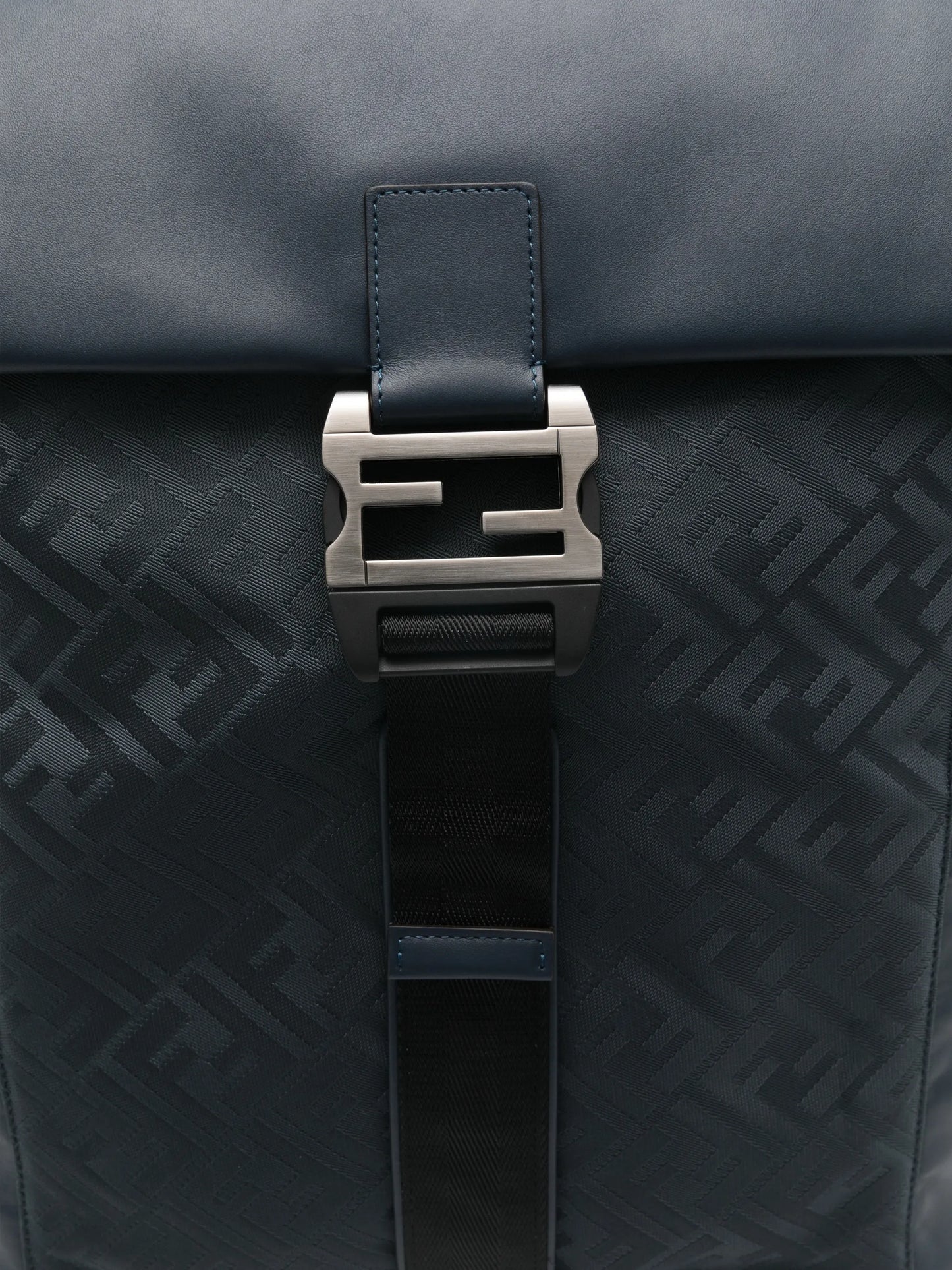 Flux backpack
