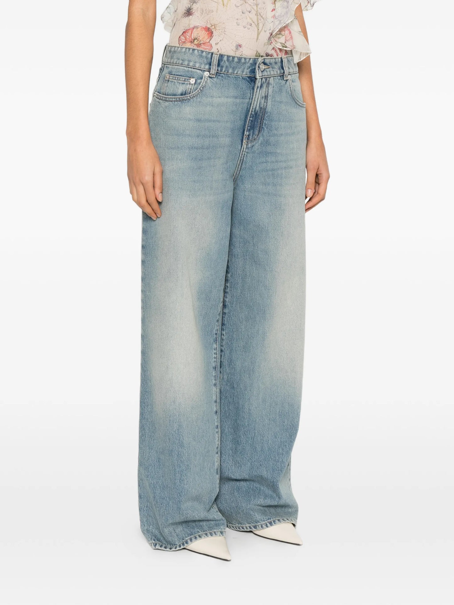 wide-leg jeans