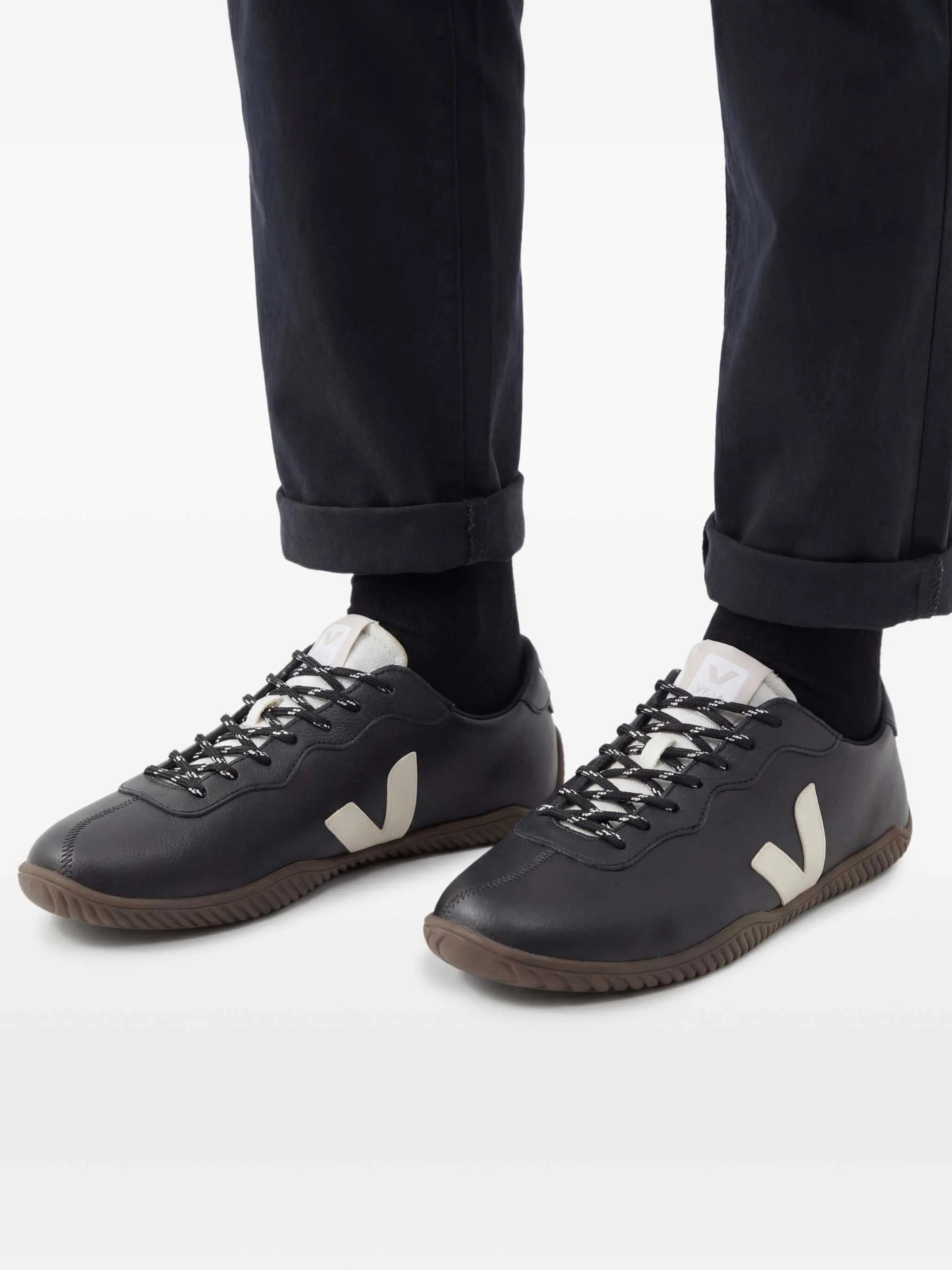 Jitsu logo-patch sneakers