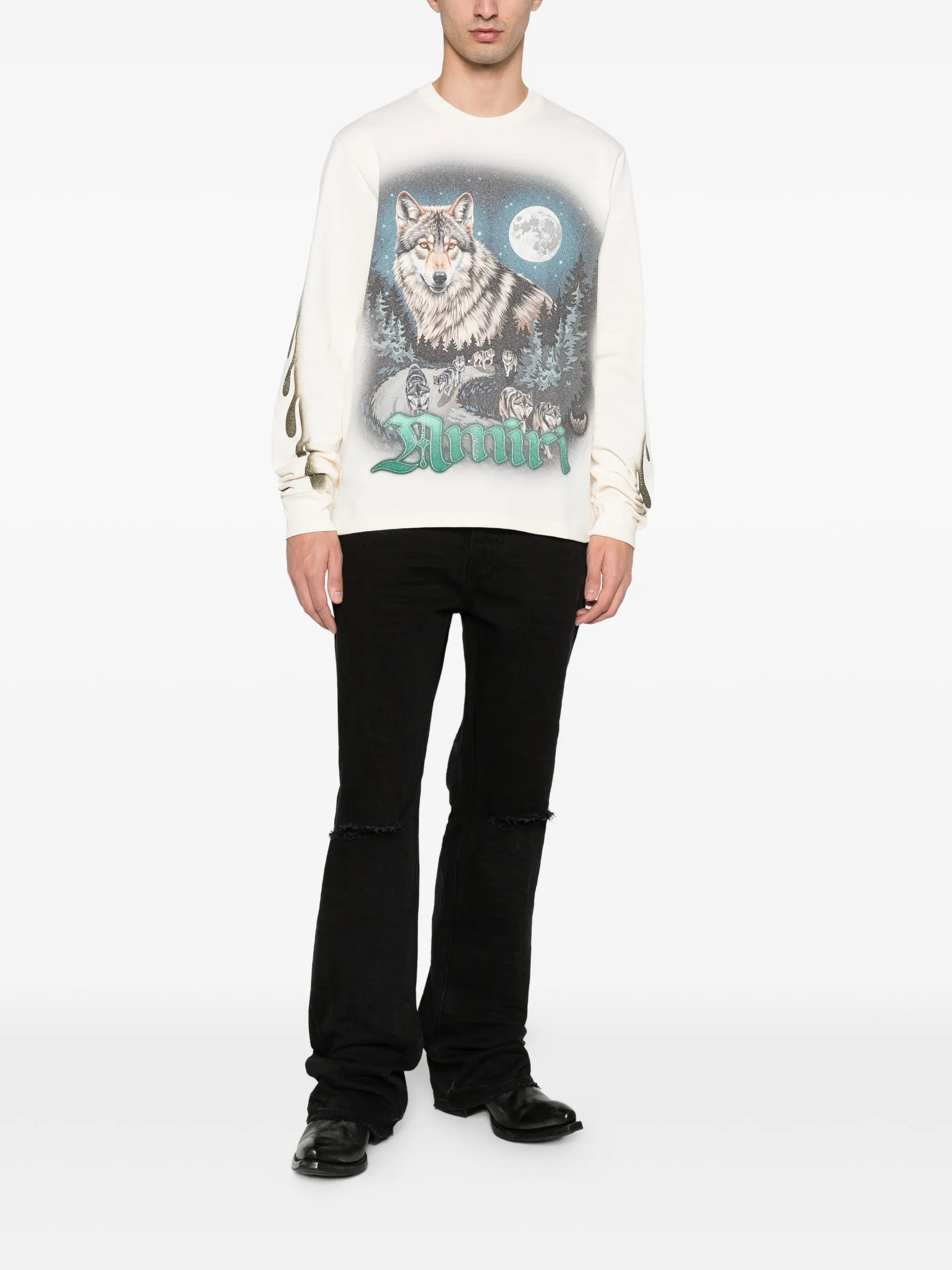 long-sleeve T-shirt