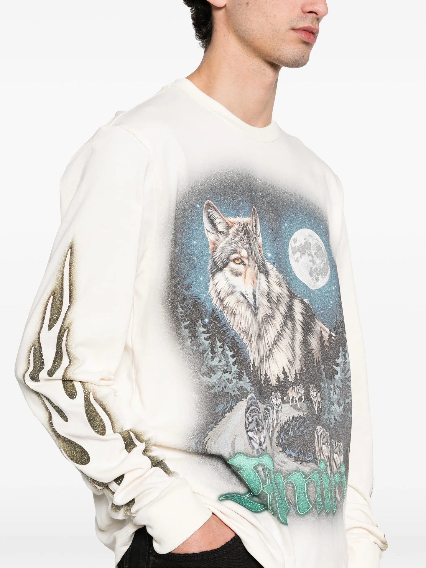 long-sleeve T-shirt