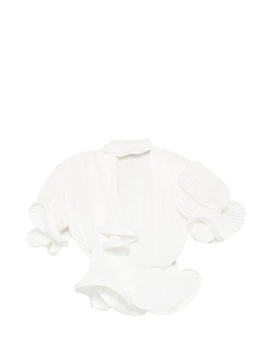 puffy-sleeve blouse