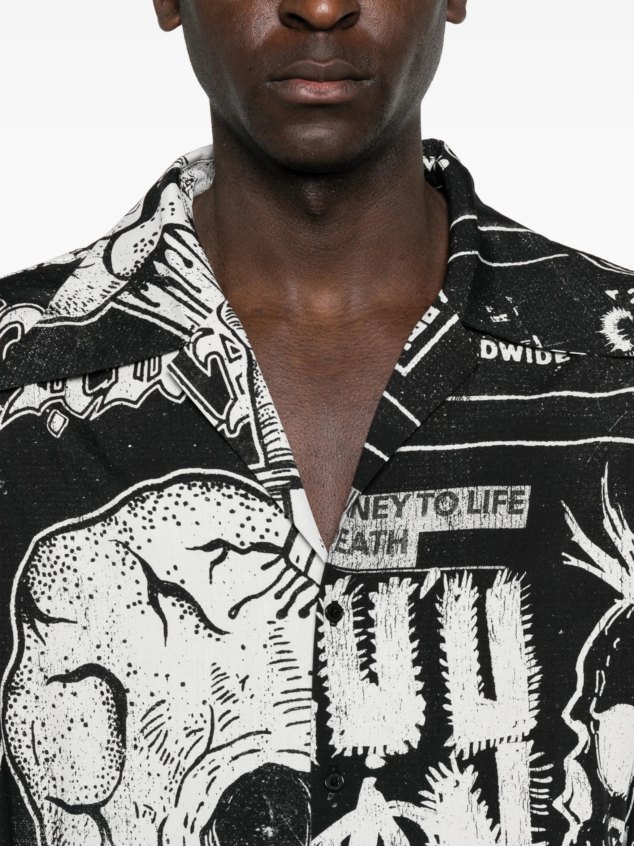 skull-print shirt