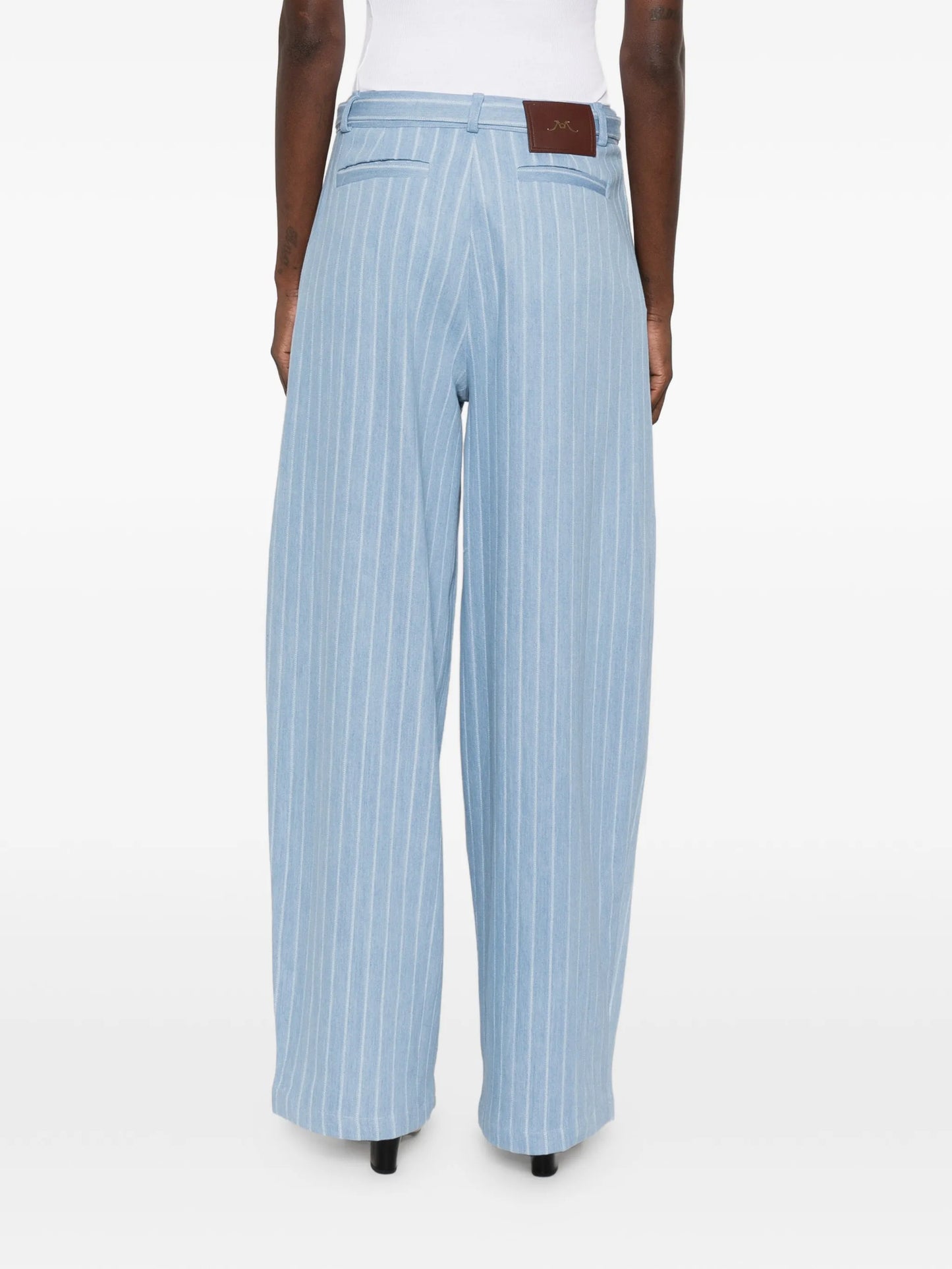 wide-leg jeans