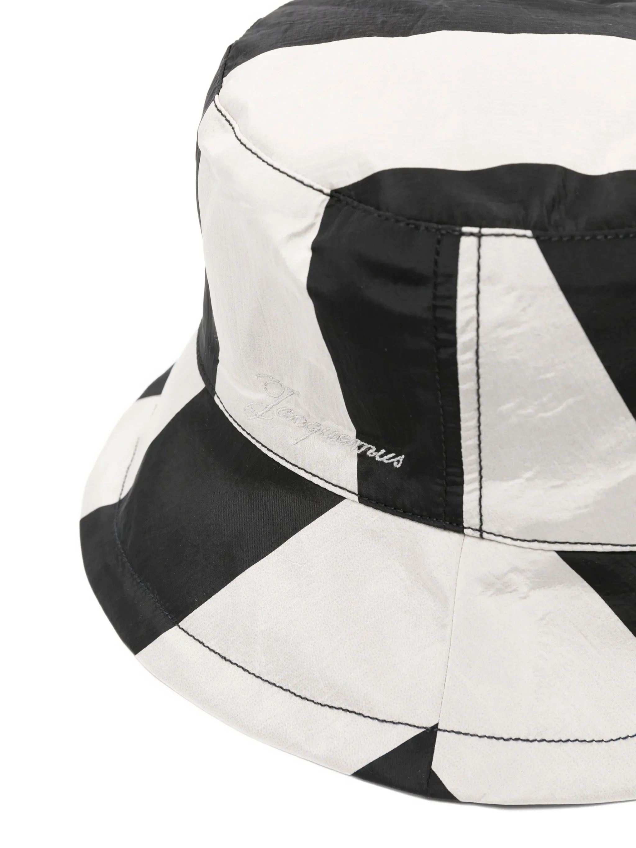 The Baluchon bucket hat