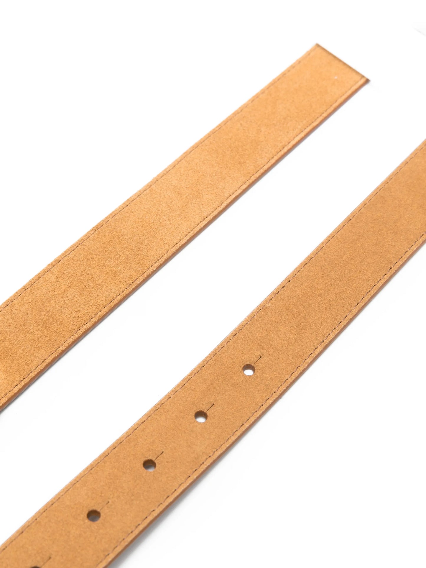 oval-buckle belt