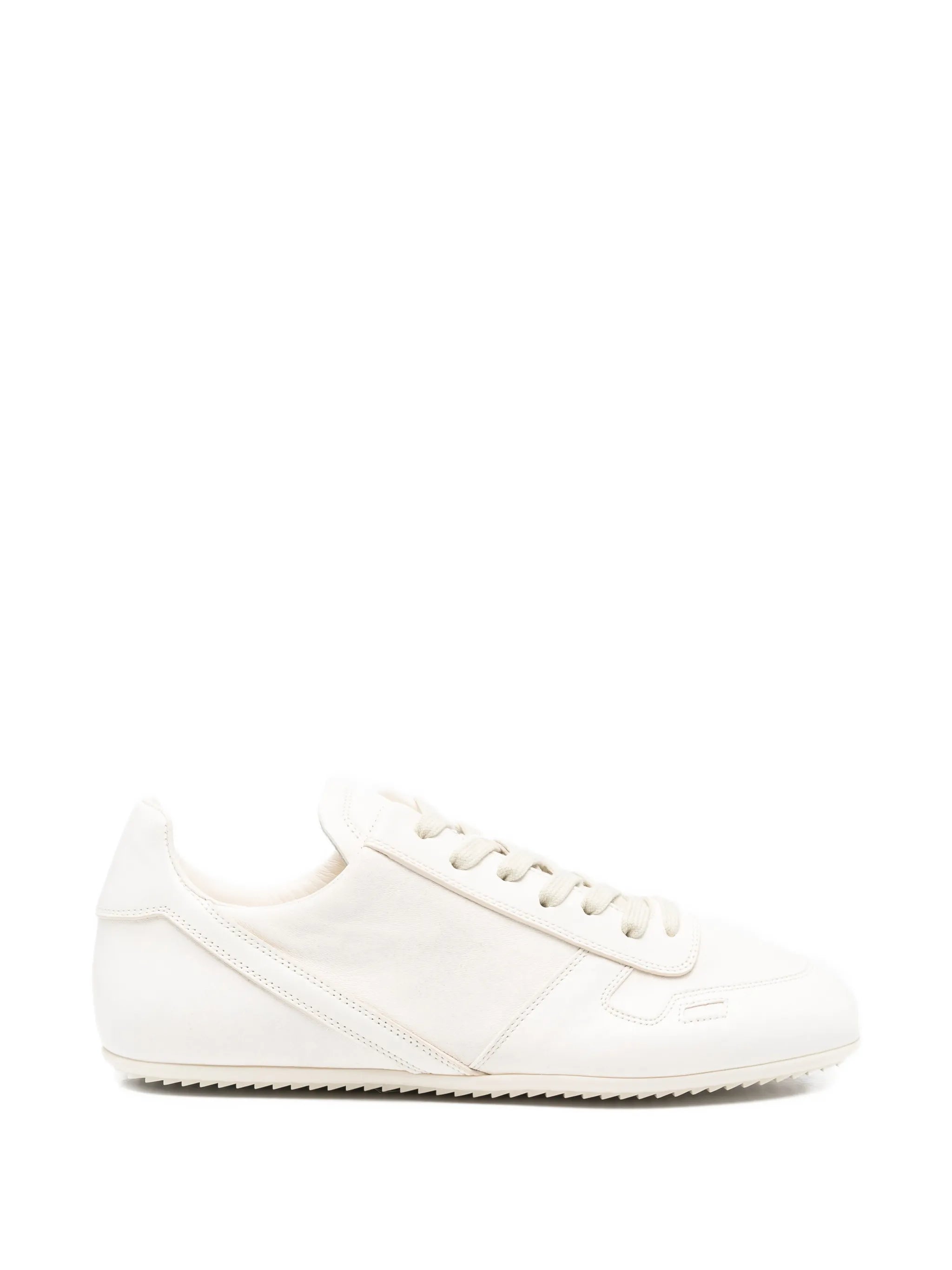 Minimal low top leather sneakers