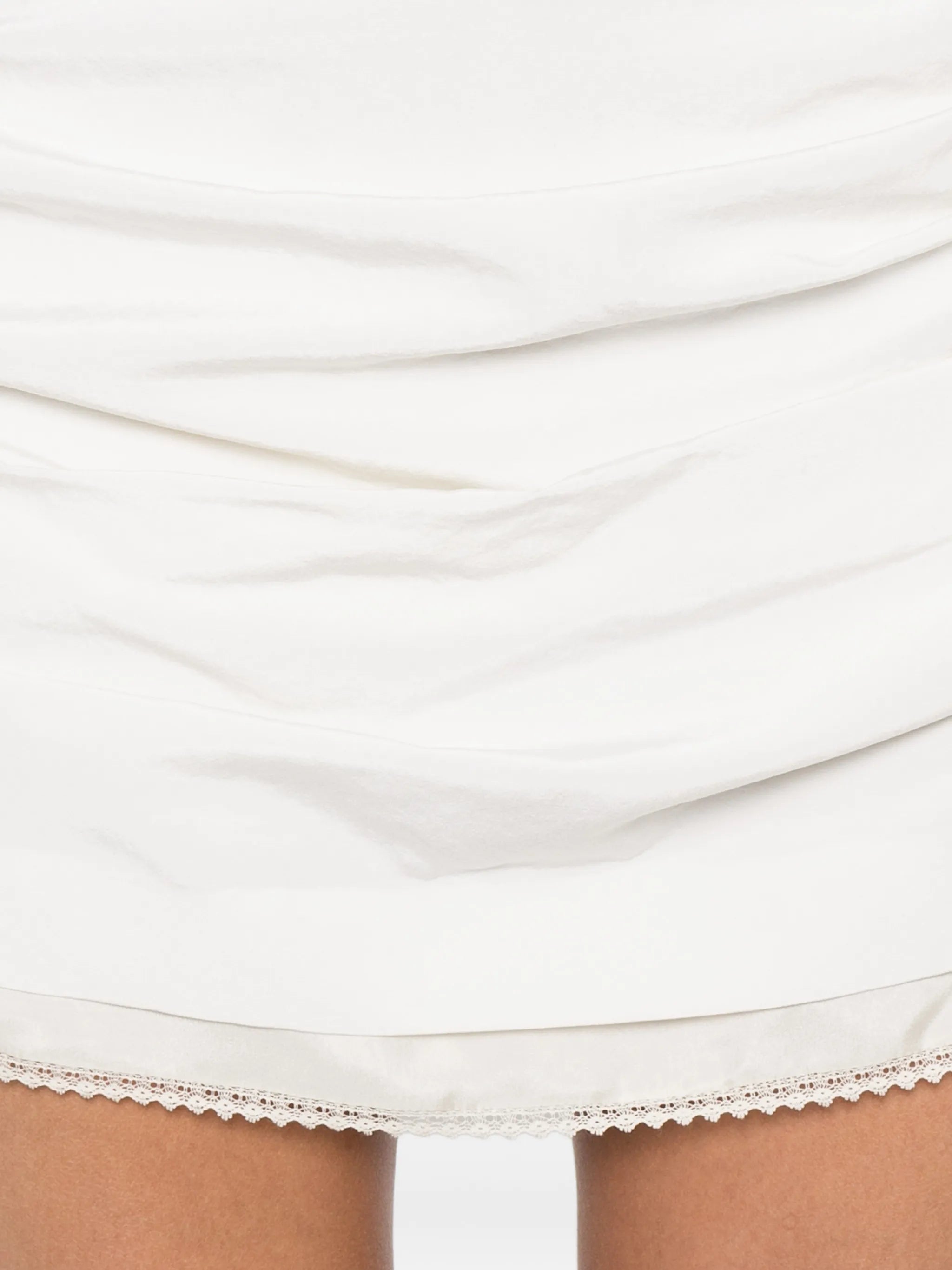 lace-trim gathered mini dress