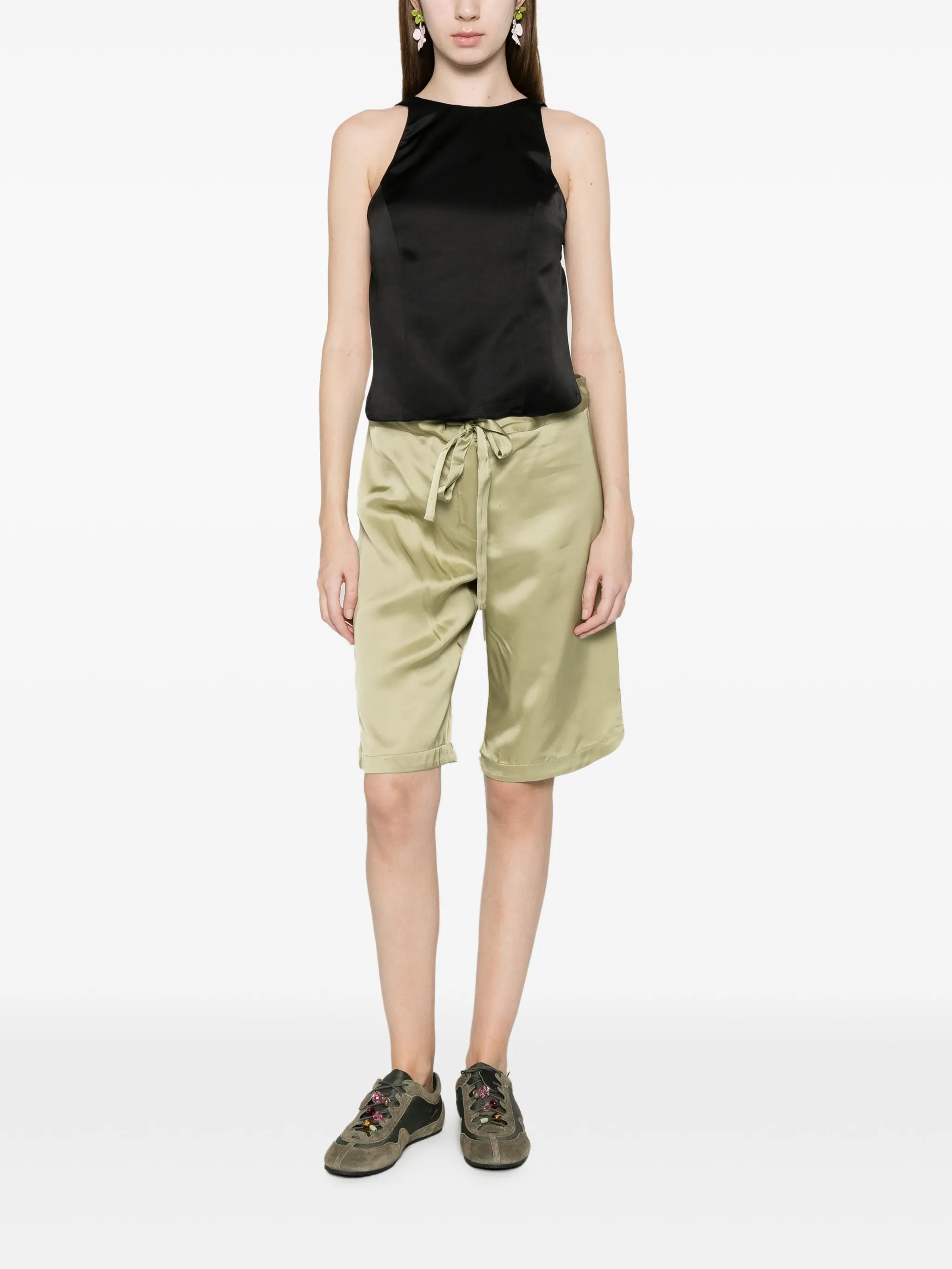 backless button top