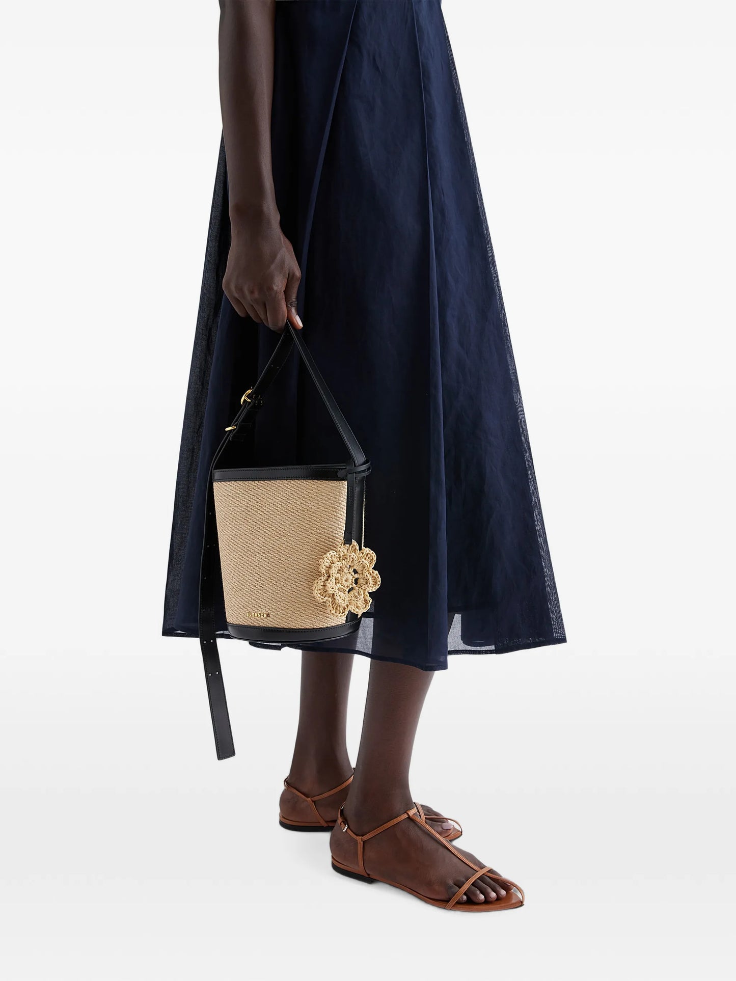 Cannolo bucket bag