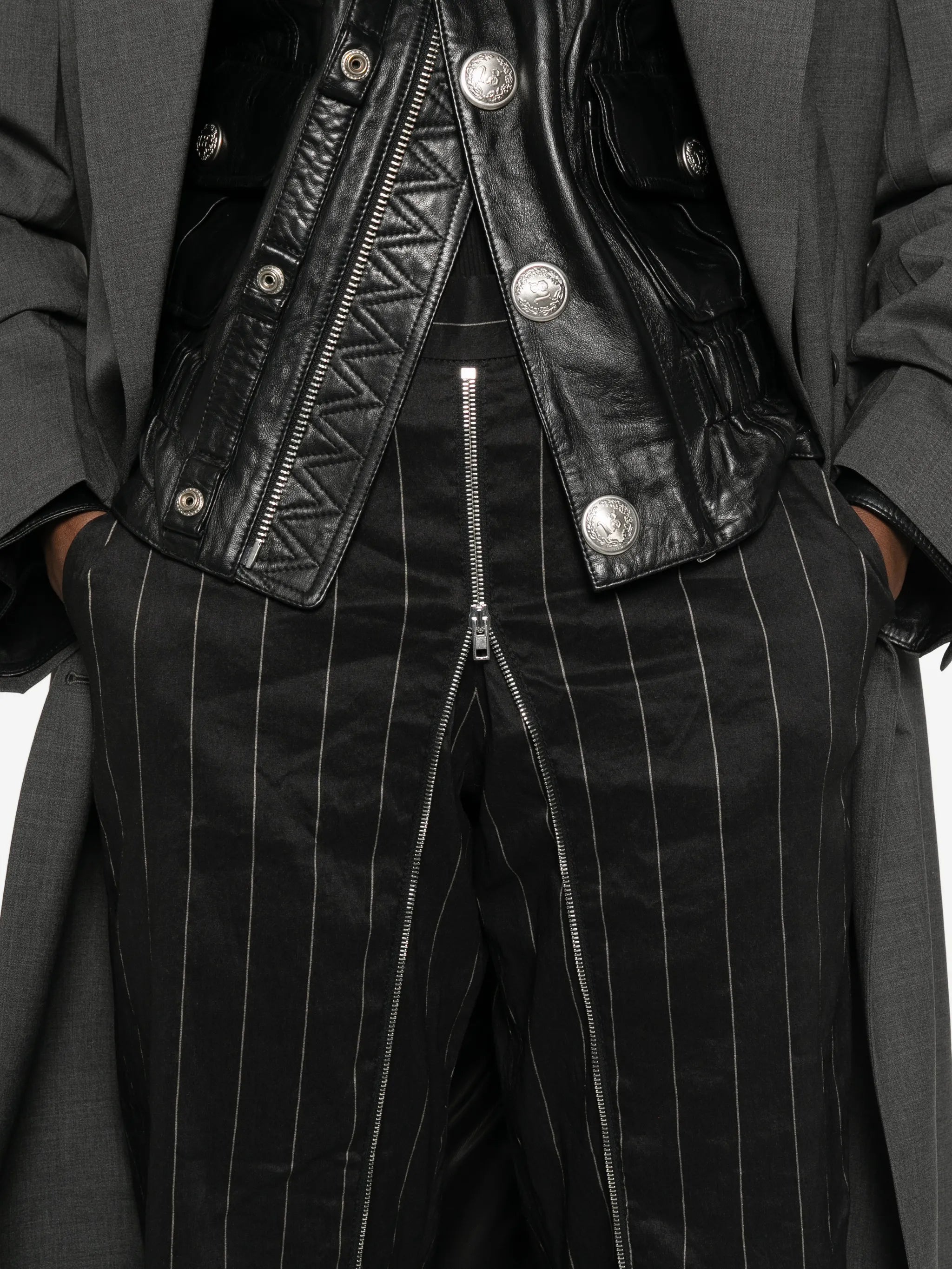 front zip striped trousers