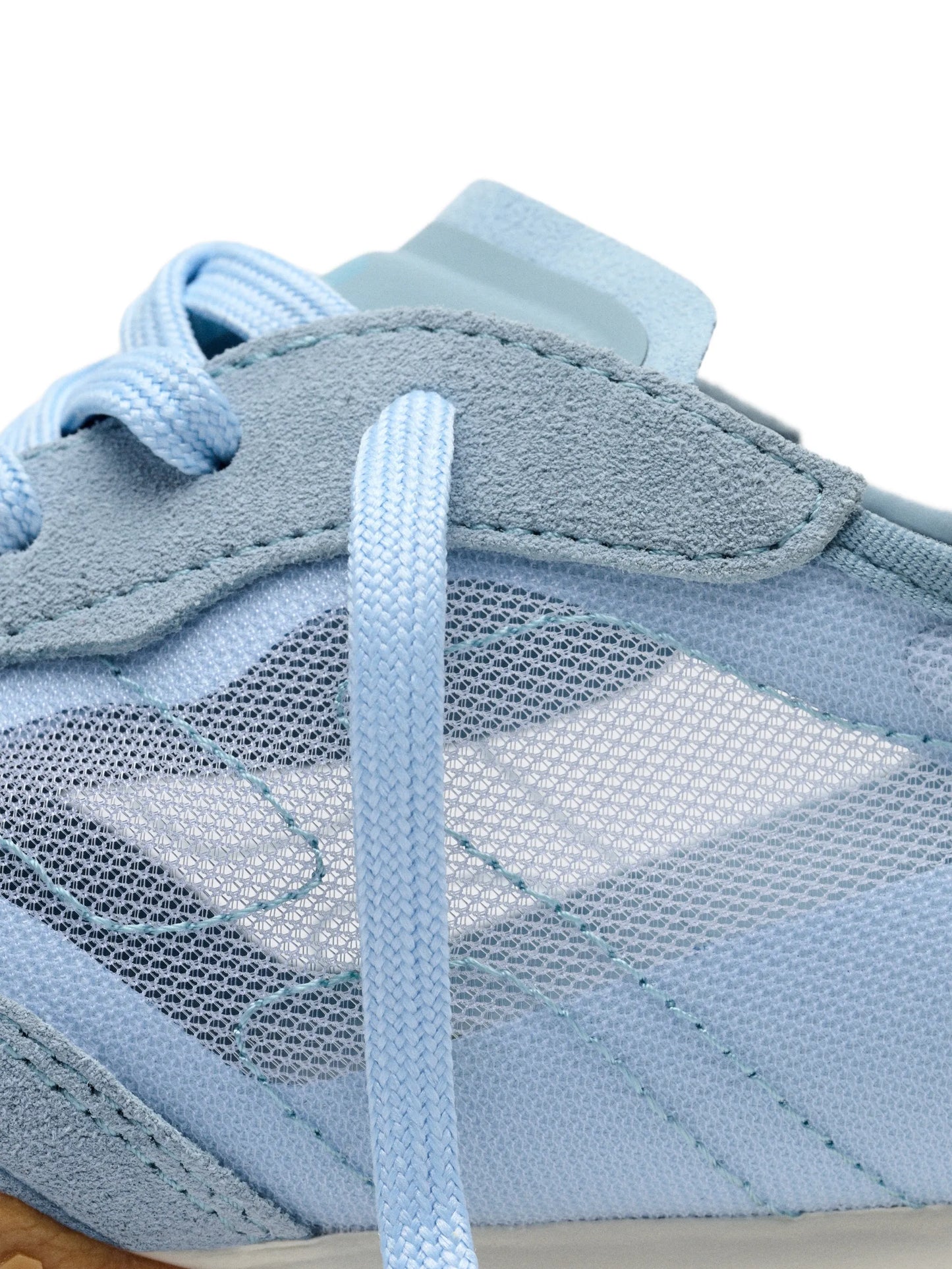Bridge sneakers