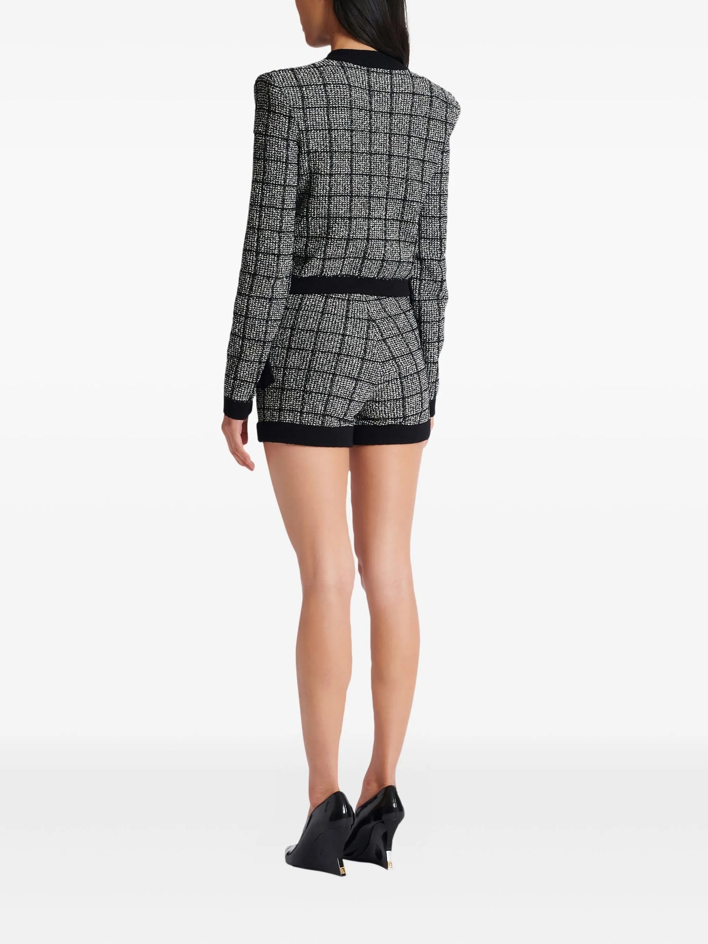 button-fastening jacket