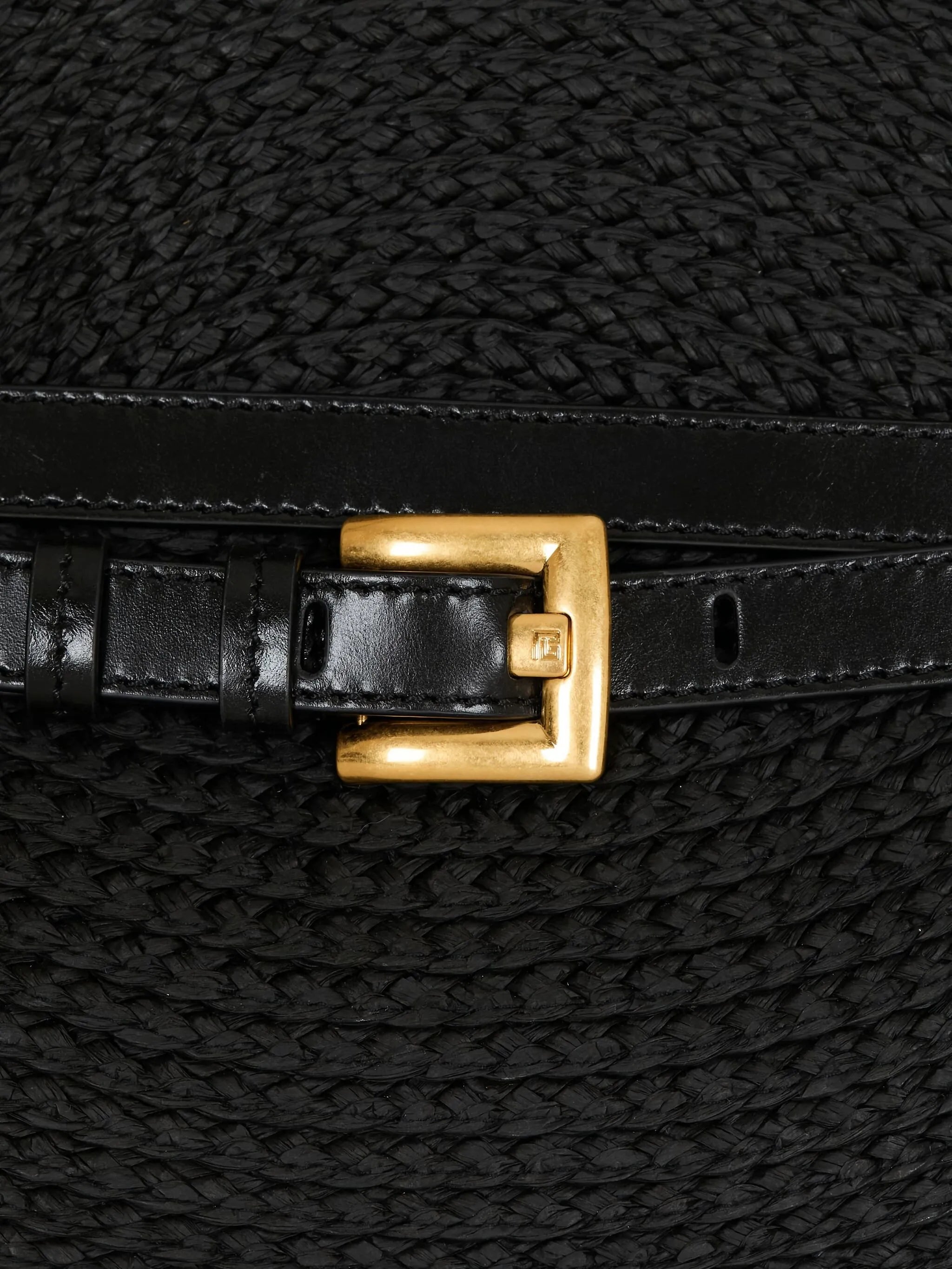 medium Shuffle buckle shoulder bag