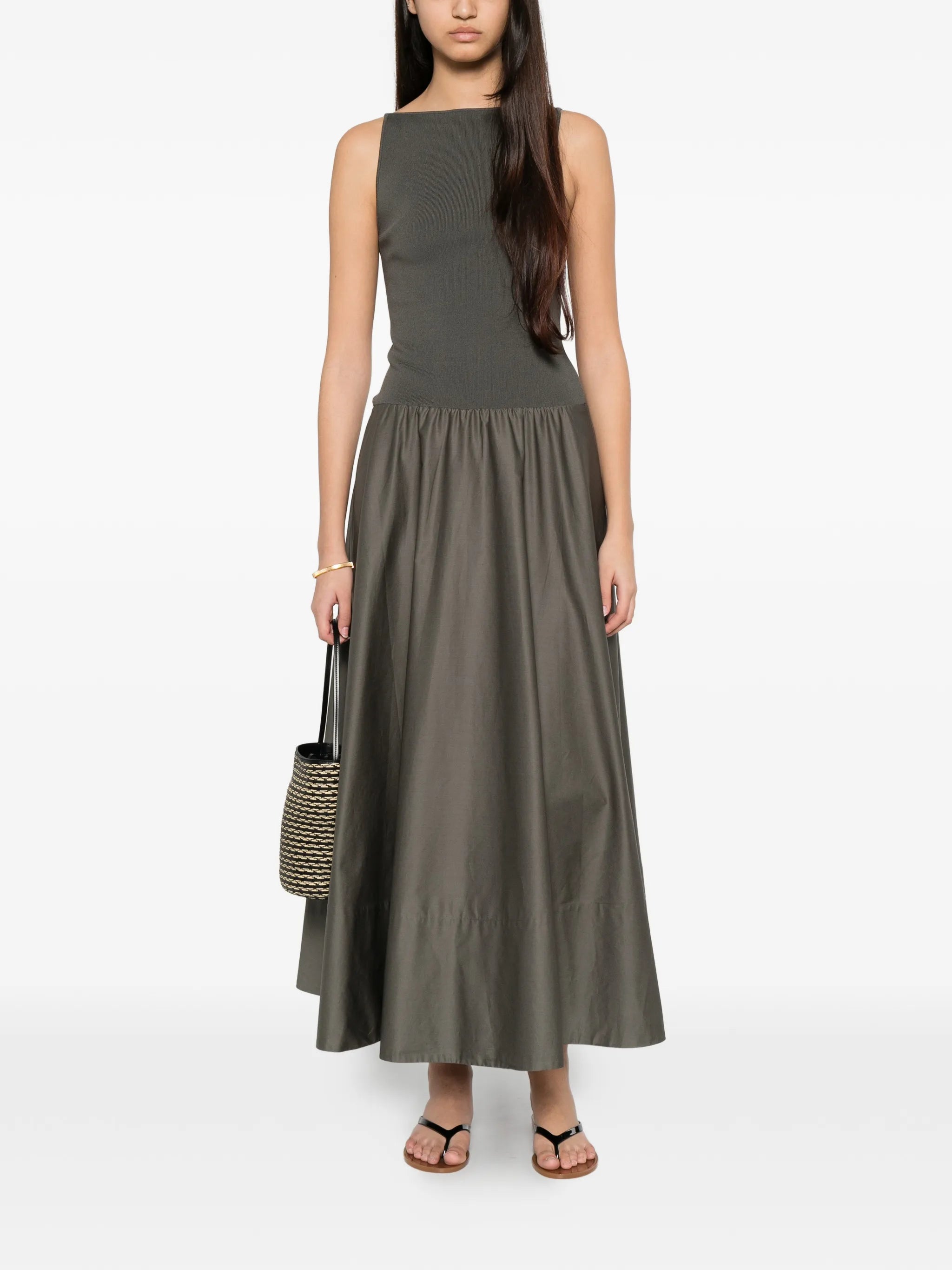 backless circle-hem dress