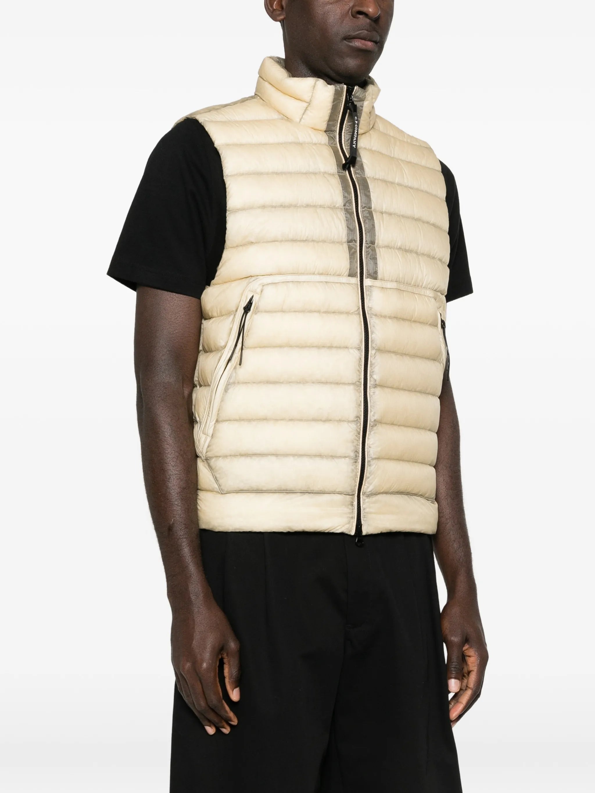 lens down gilet