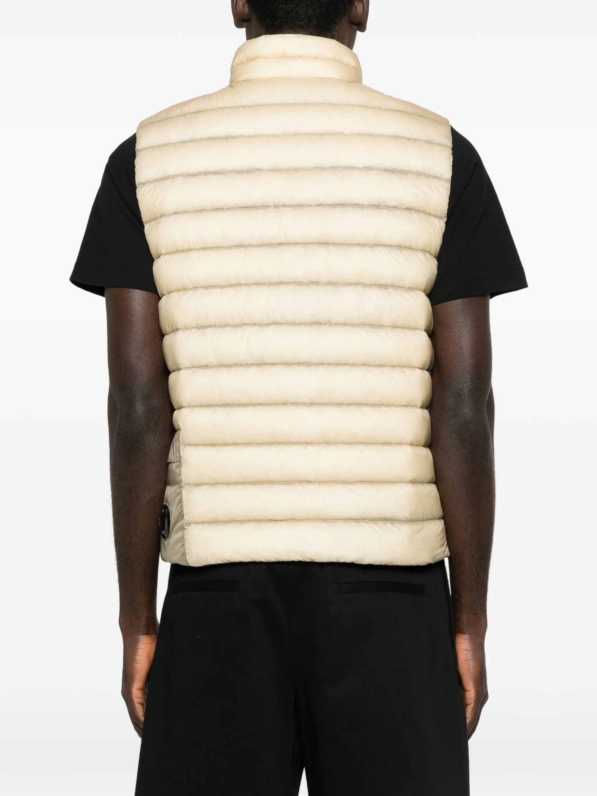lens down gilet
