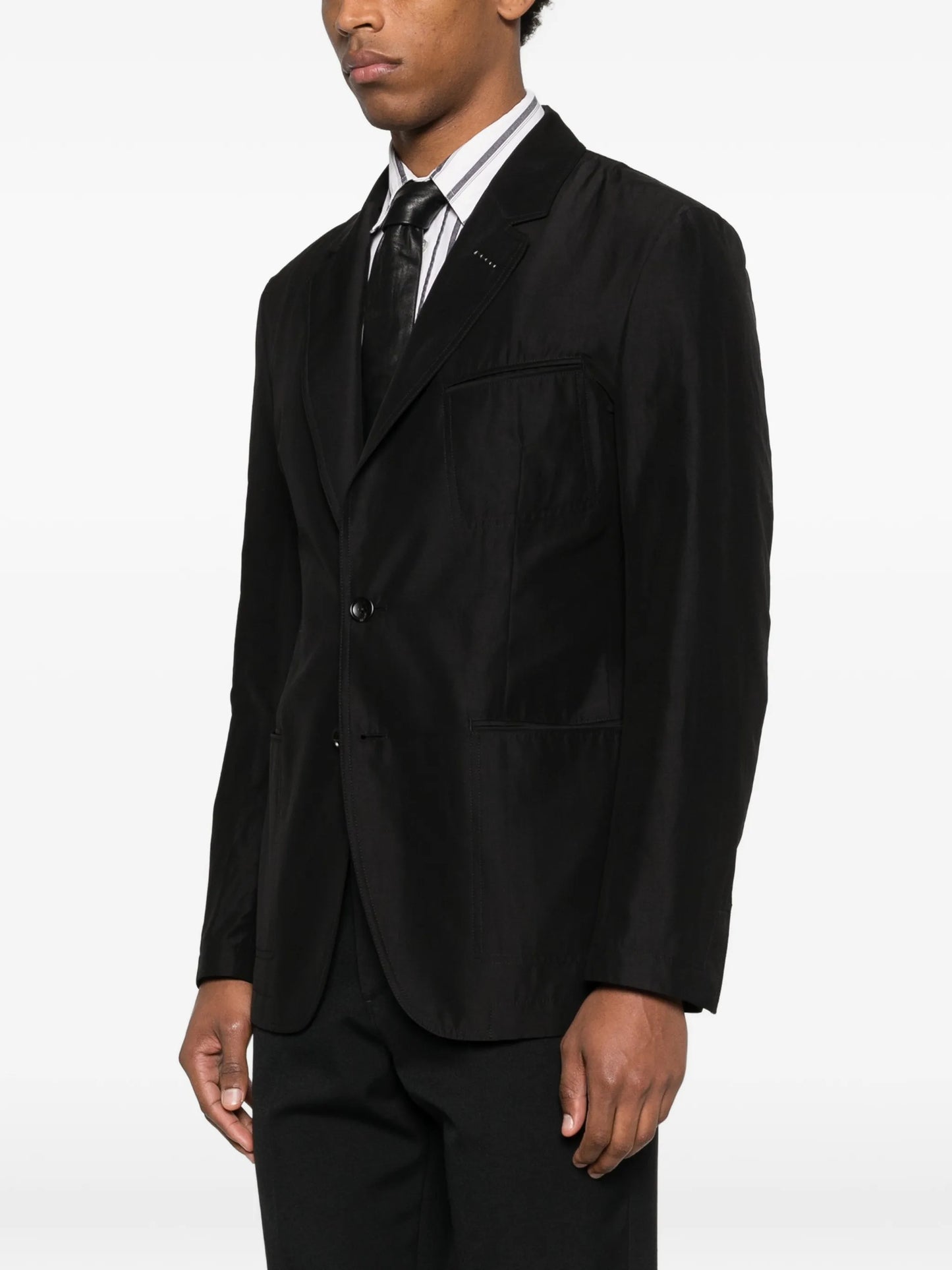single-breasted blazer