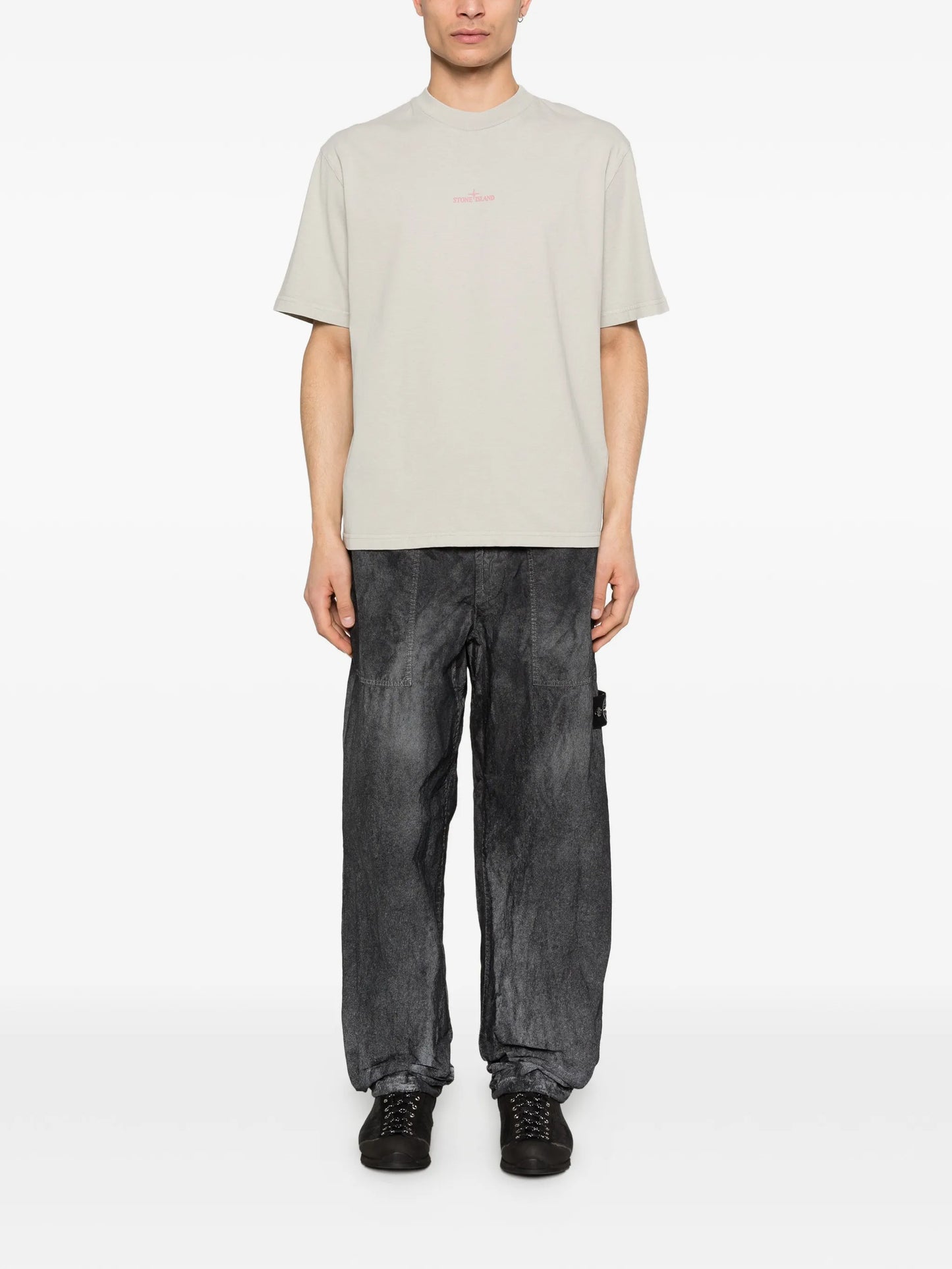 graphic-print T-shirt