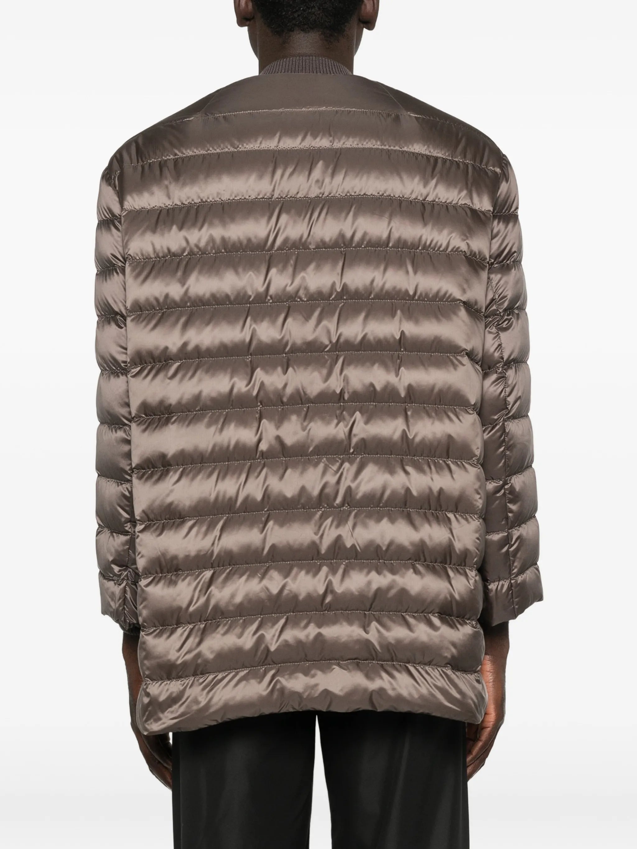 zip-fastening padded jacket