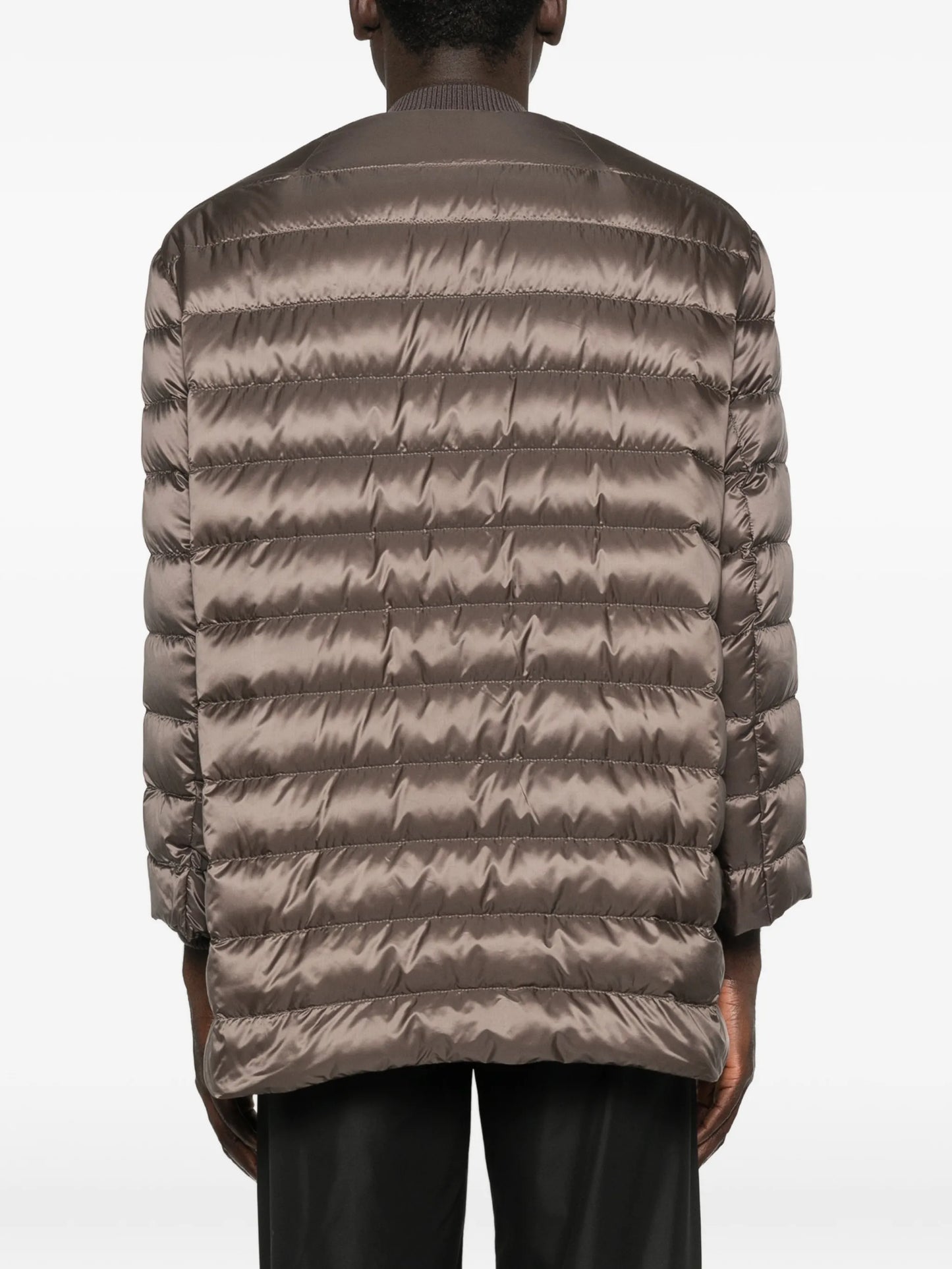 zip-fastening padded jacket