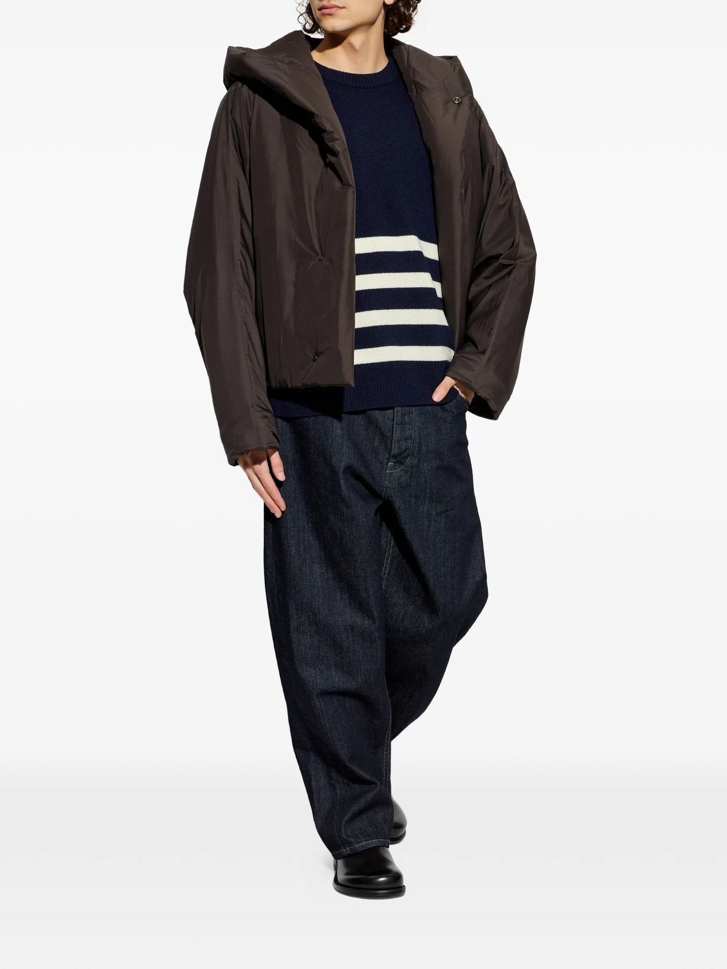 button-fastening jeans