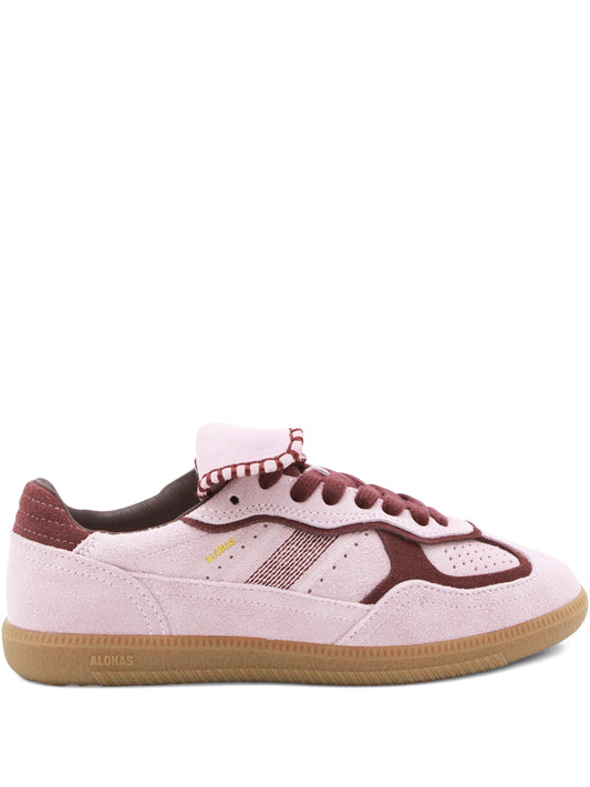 lace-up panelled sneakers